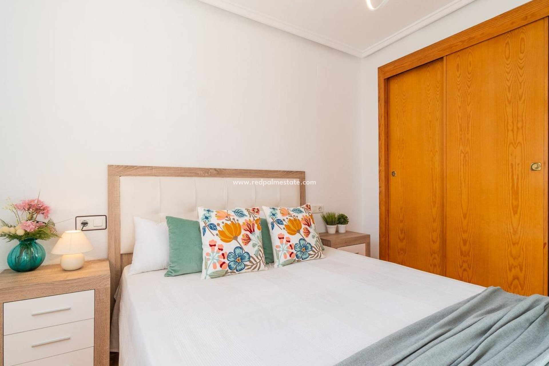 Återförsäljning - Villa -
Torrevieja - El limonar