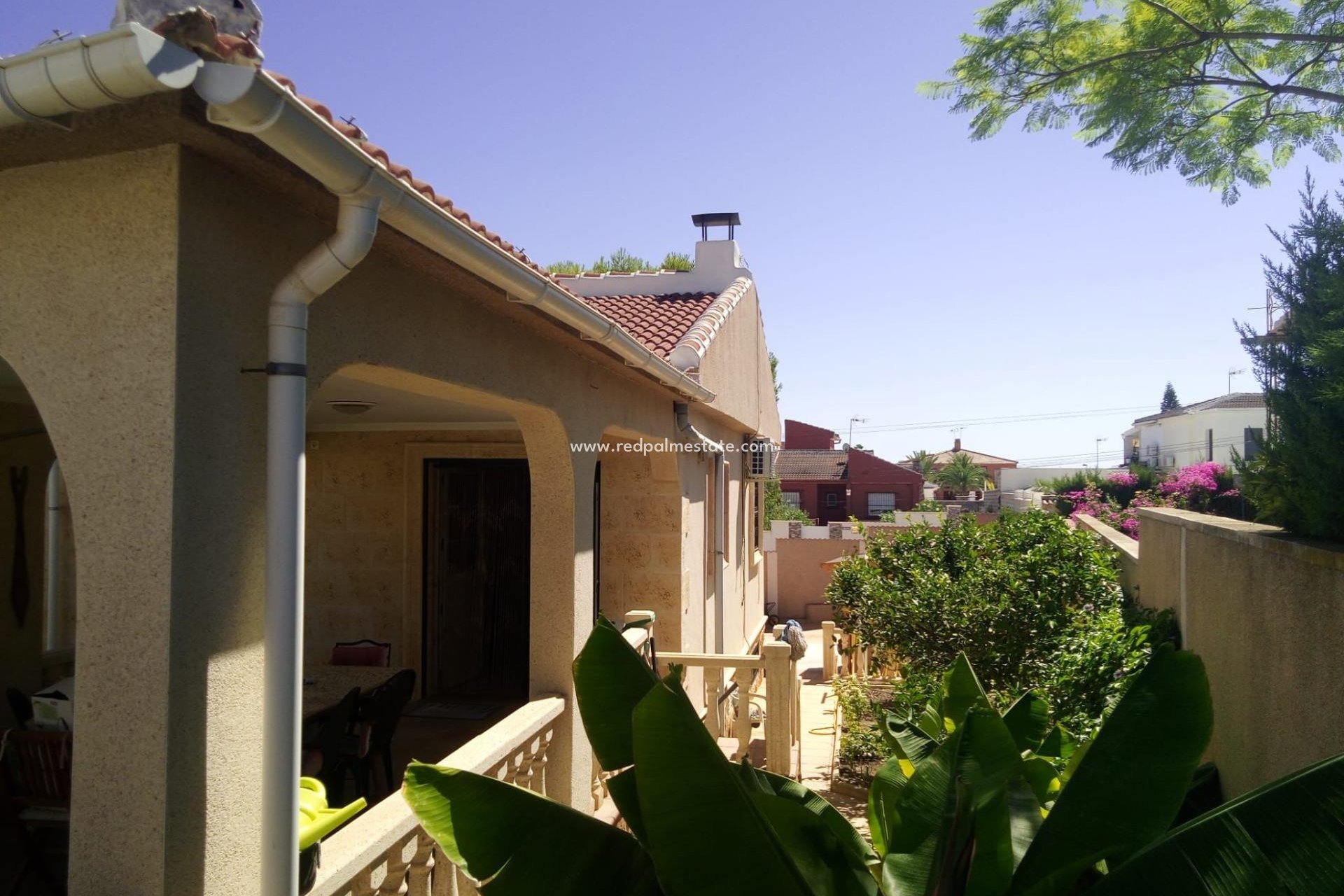 Återförsäljning - Villa -
Torrevieja - Eliseos playa