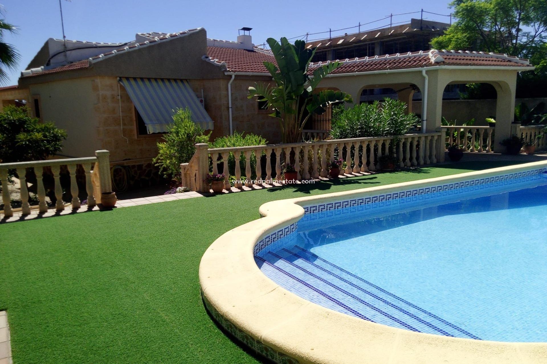 Återförsäljning - Villa -
Torrevieja - Eliseos playa