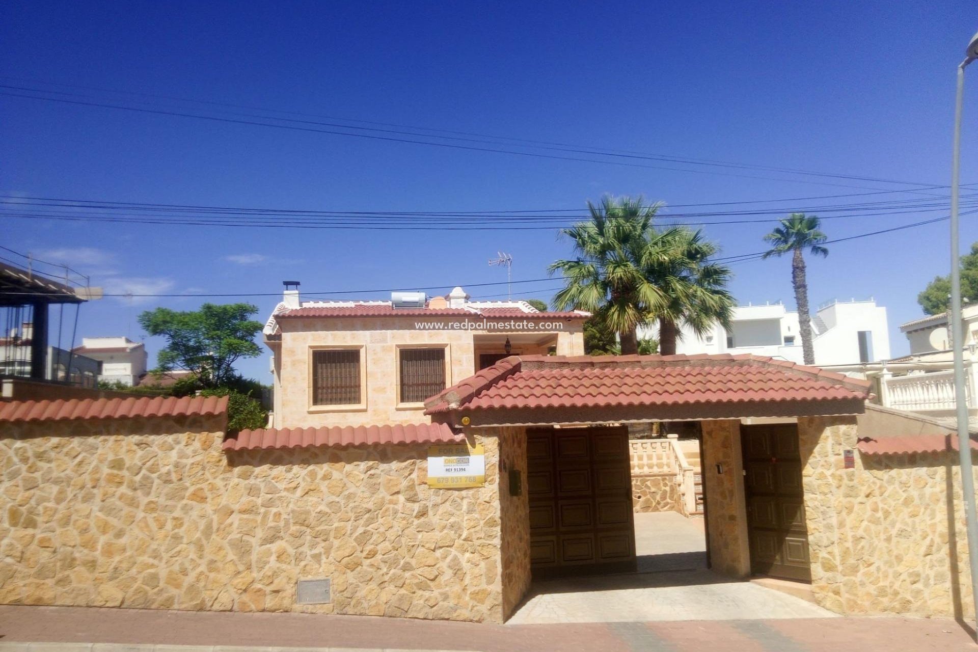 Återförsäljning - Villa -
Torrevieja - Eliseos playa