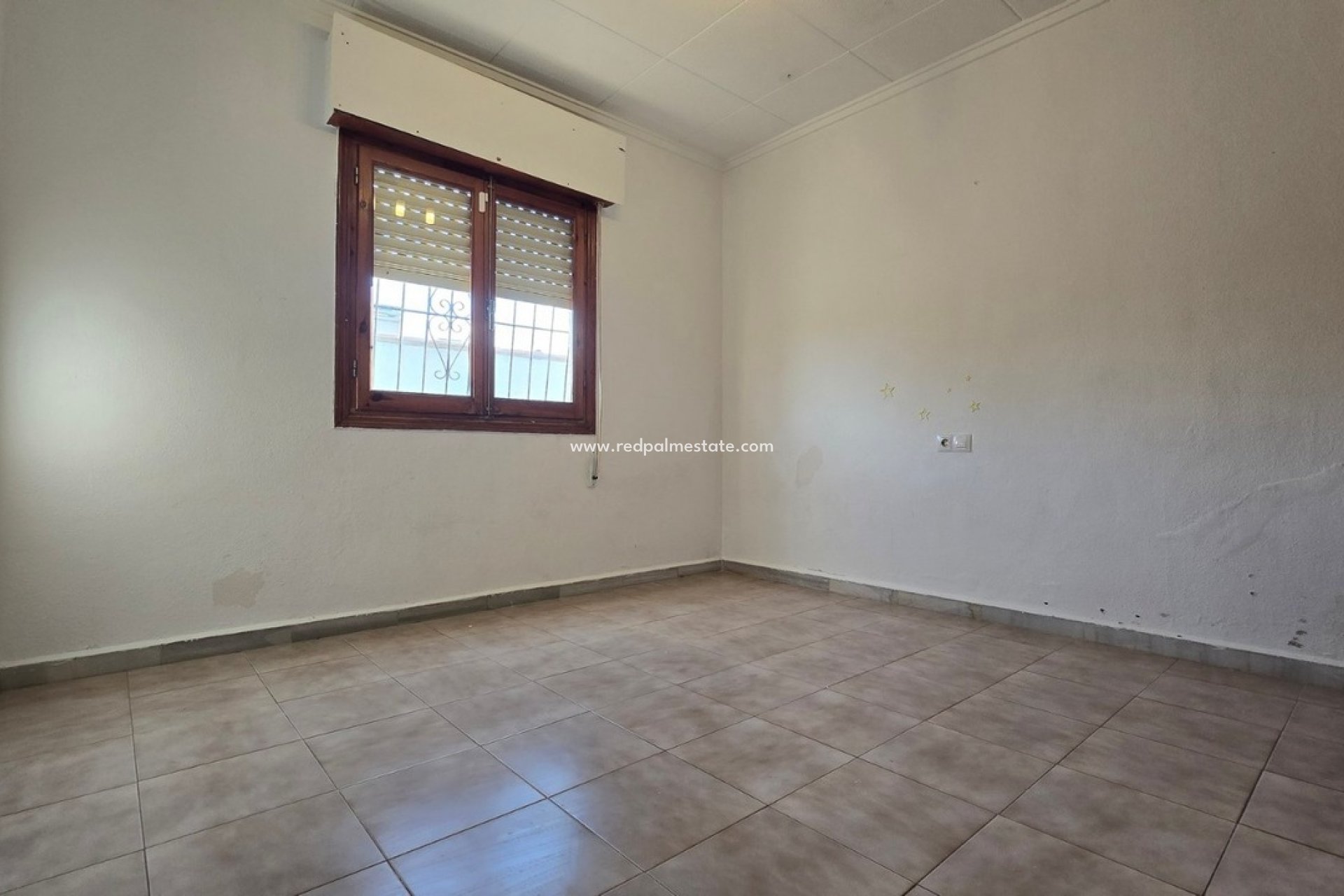 Återförsäljning - Villa -
Torrevieja - Inland