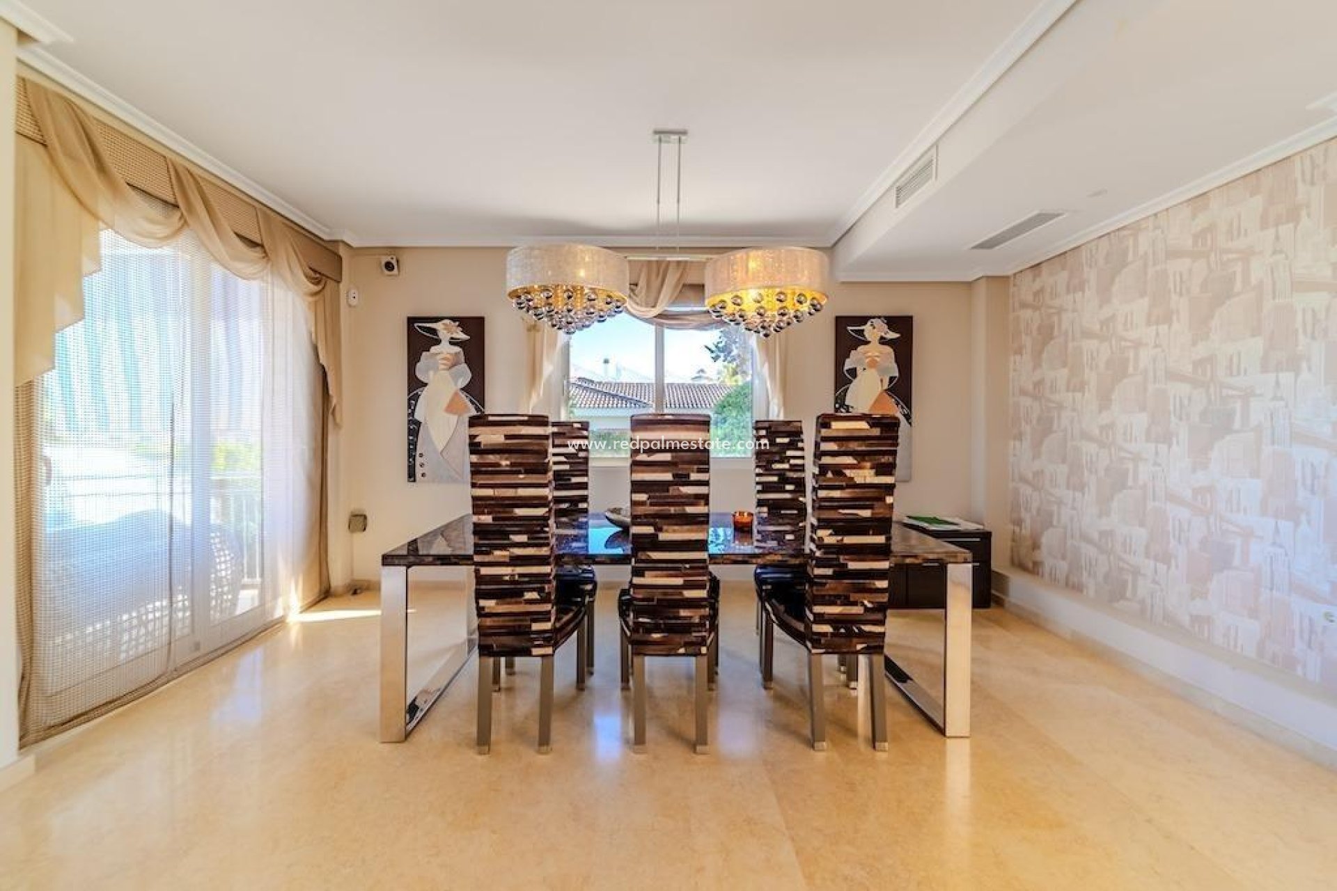 Återförsäljning - Villa -
Torrevieja - La Mata