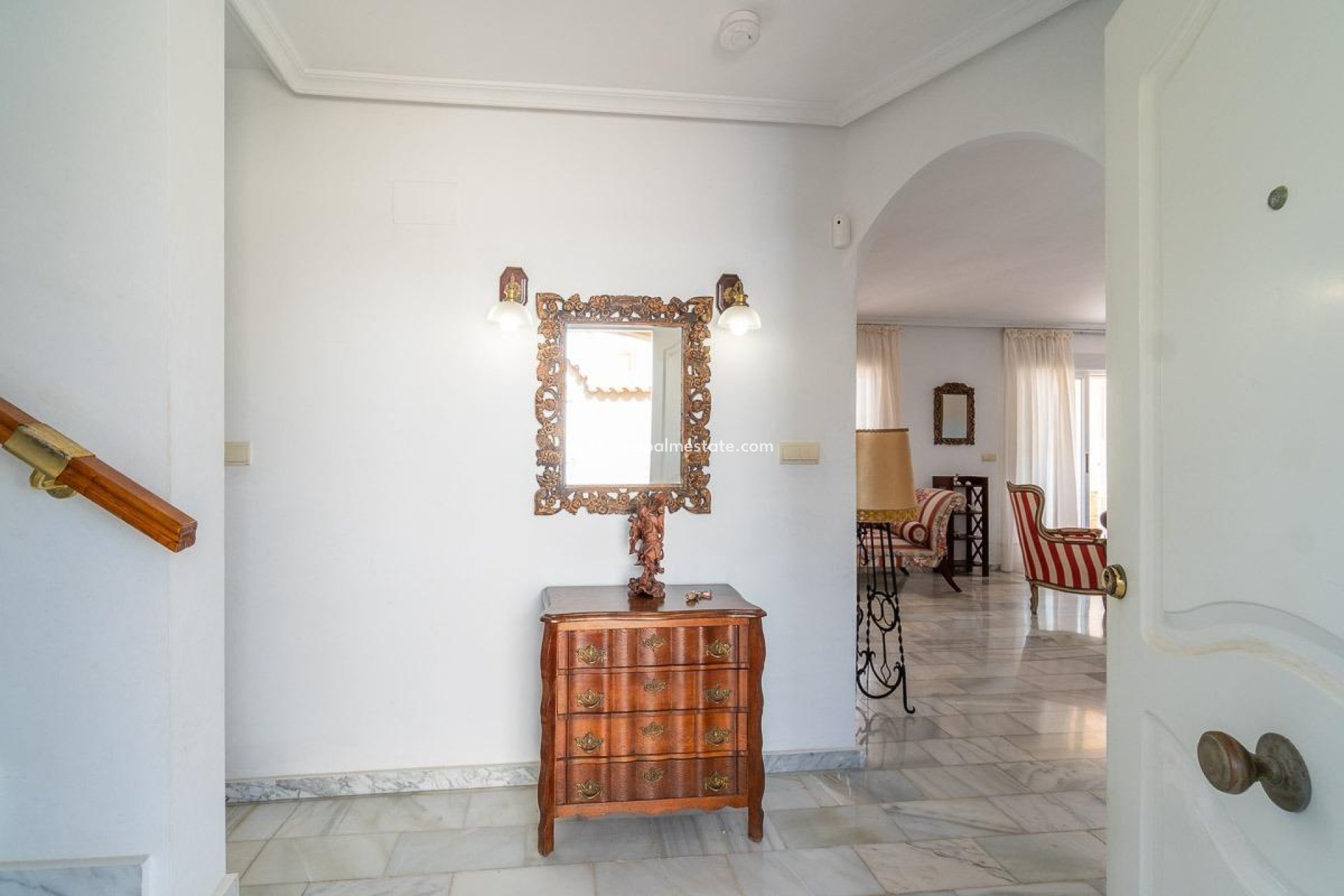 Återförsäljning - Villa -
Torrevieja - La Mata