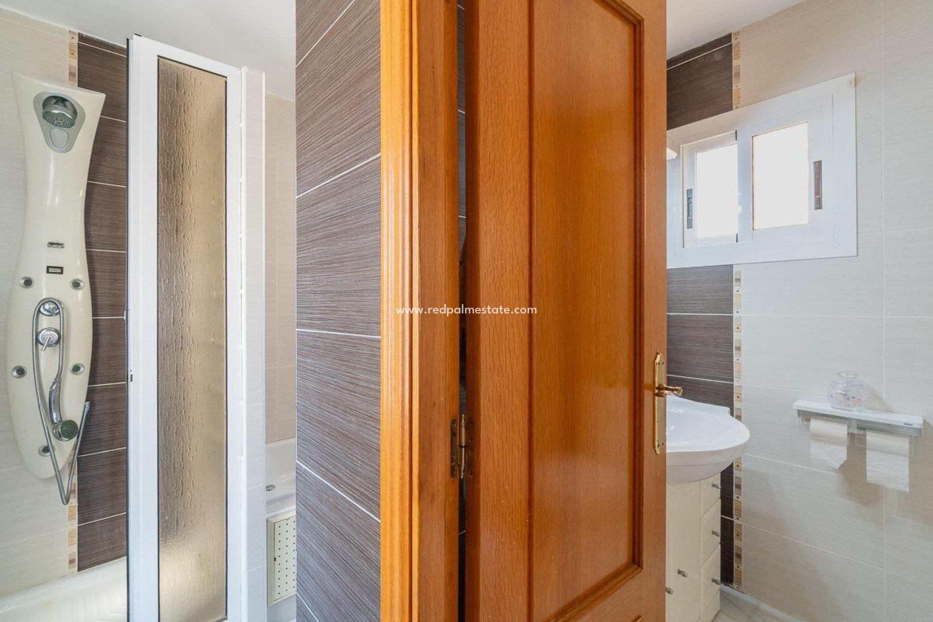 Återförsäljning - Villa -
Torrevieja - La Mata