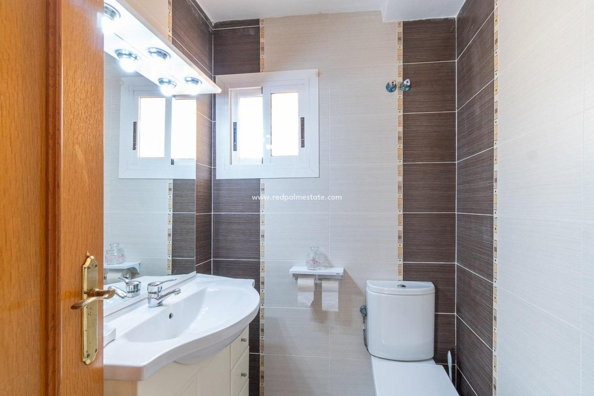 Återförsäljning - Villa -
Torrevieja - La Mata