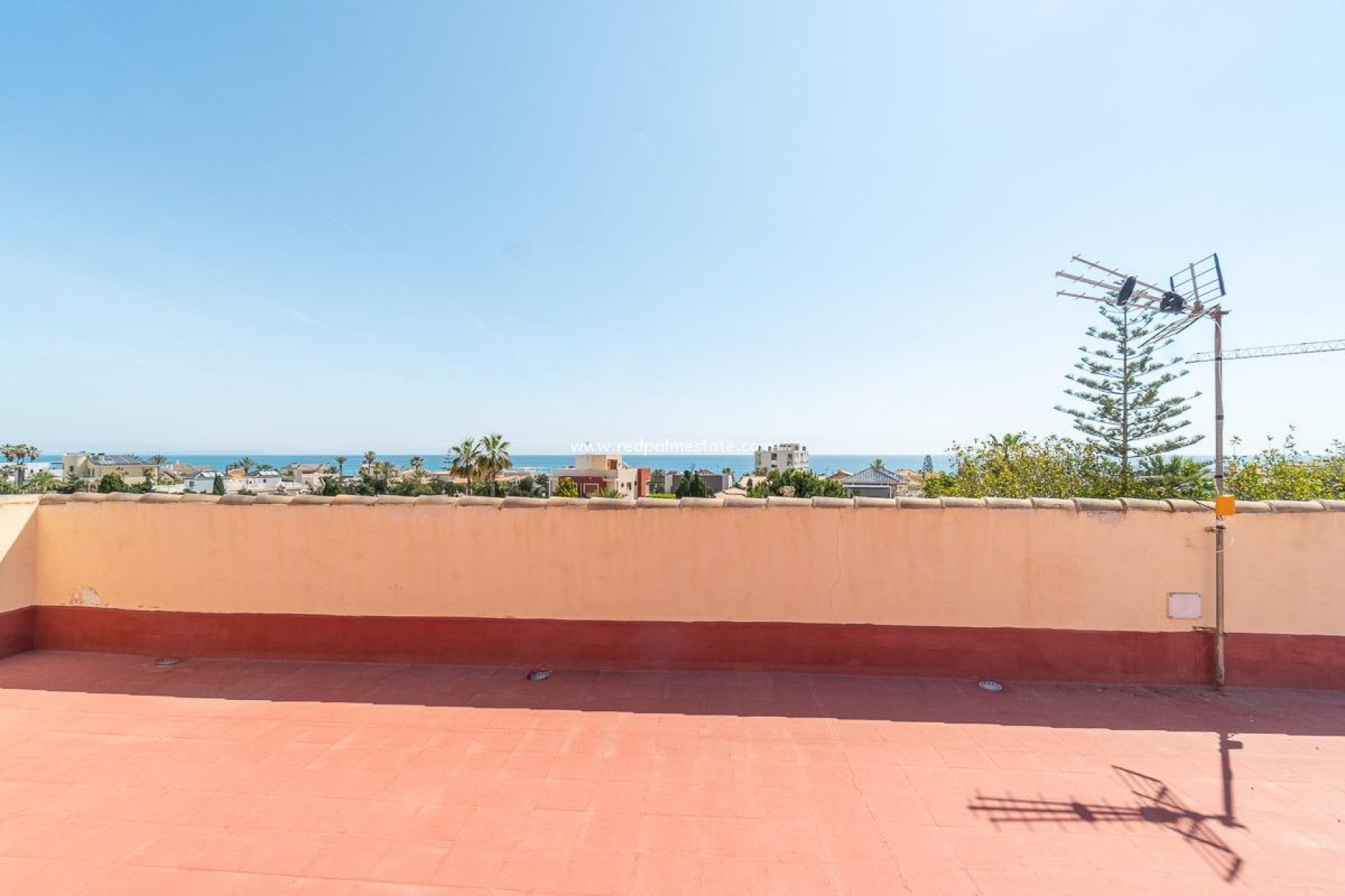 Återförsäljning - Villa -
Torrevieja - La Mata