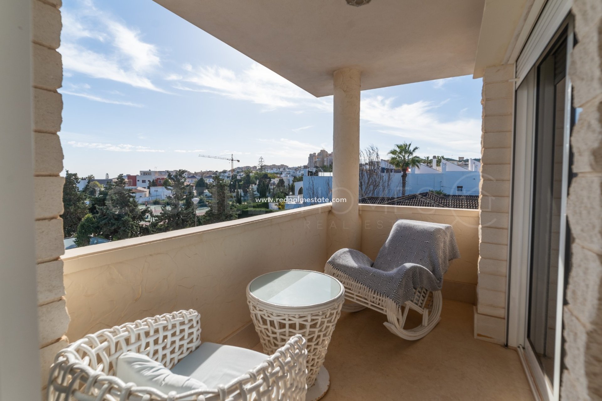 Återförsäljning - Villa -
Torrevieja - La Mata