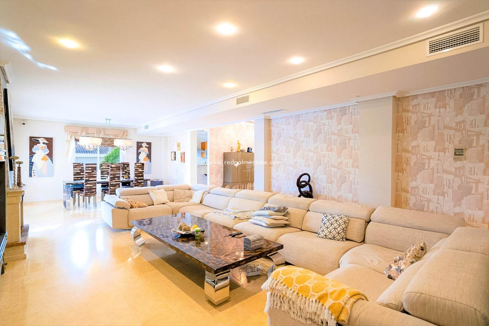 Återförsäljning - Villa -
Torrevieja - La Mata