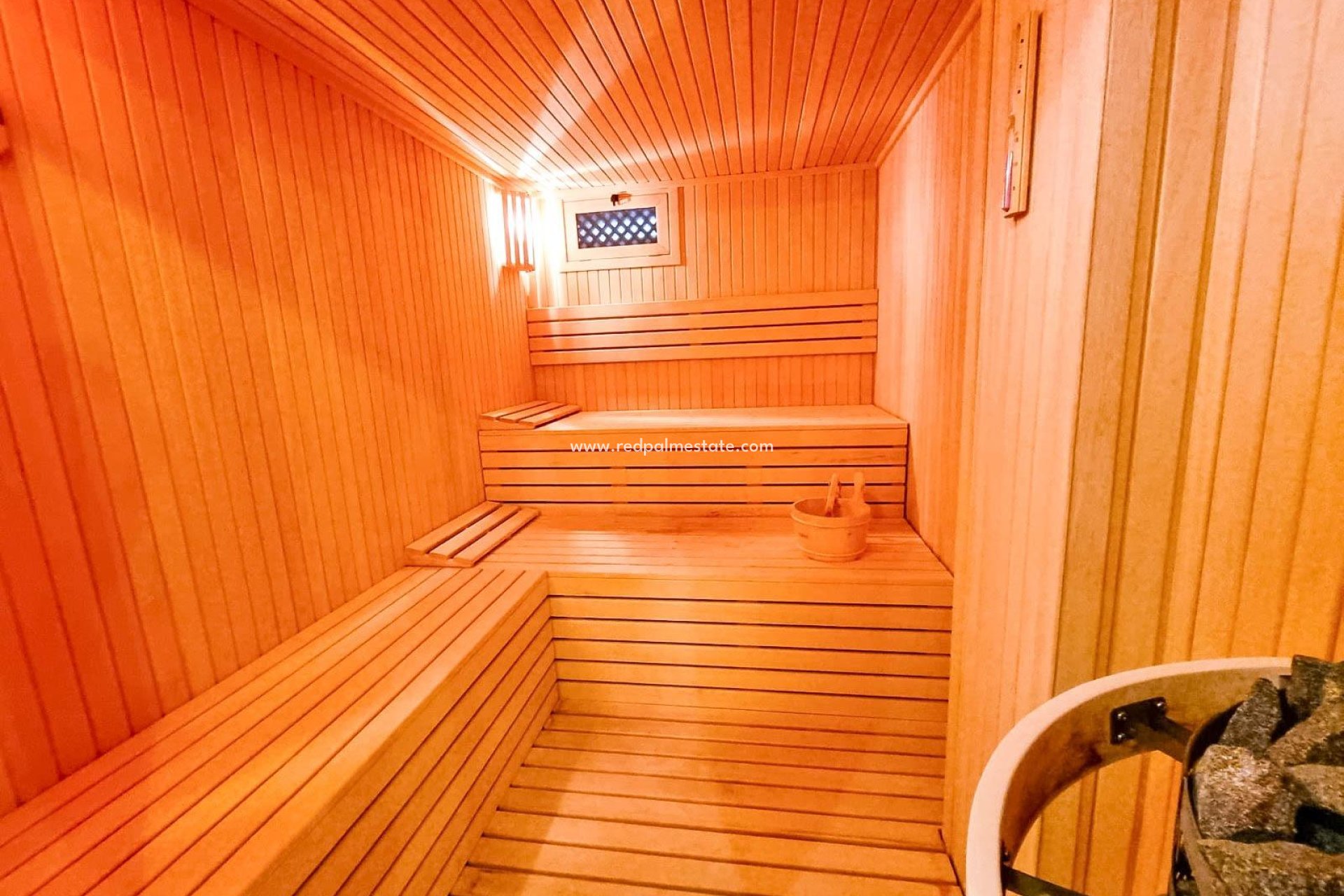 Återförsäljning - Villa -
Torrevieja - La Mata