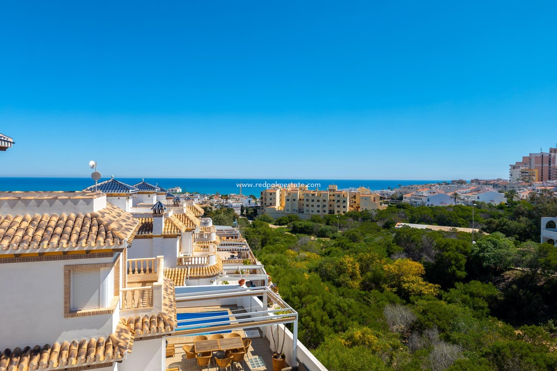 Återförsäljning - Villa -
Torrevieja - La Mata