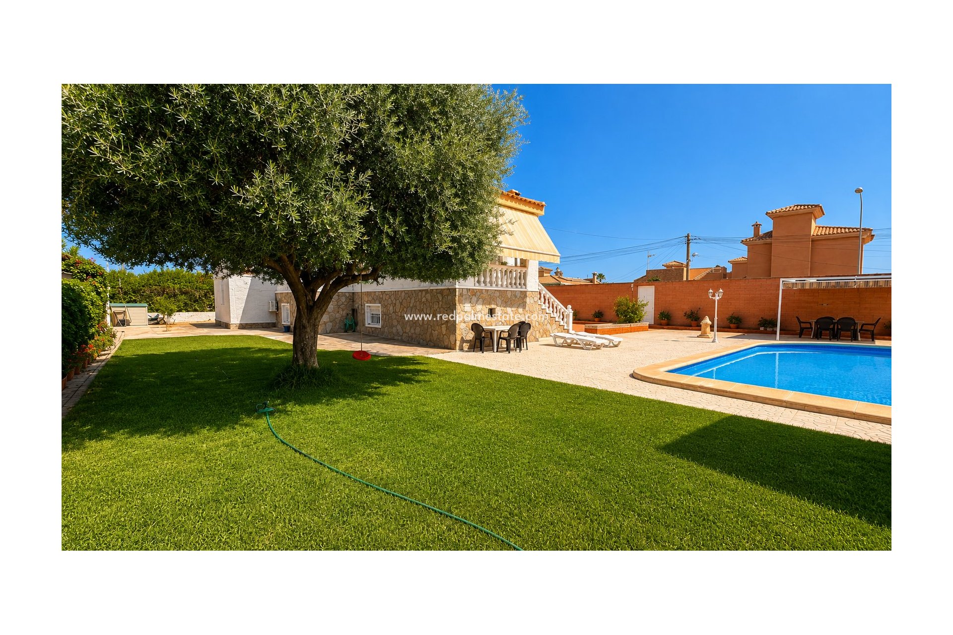 Återförsäljning - Villa -
Torrevieja - La Siesta - El Salado - Torreta
