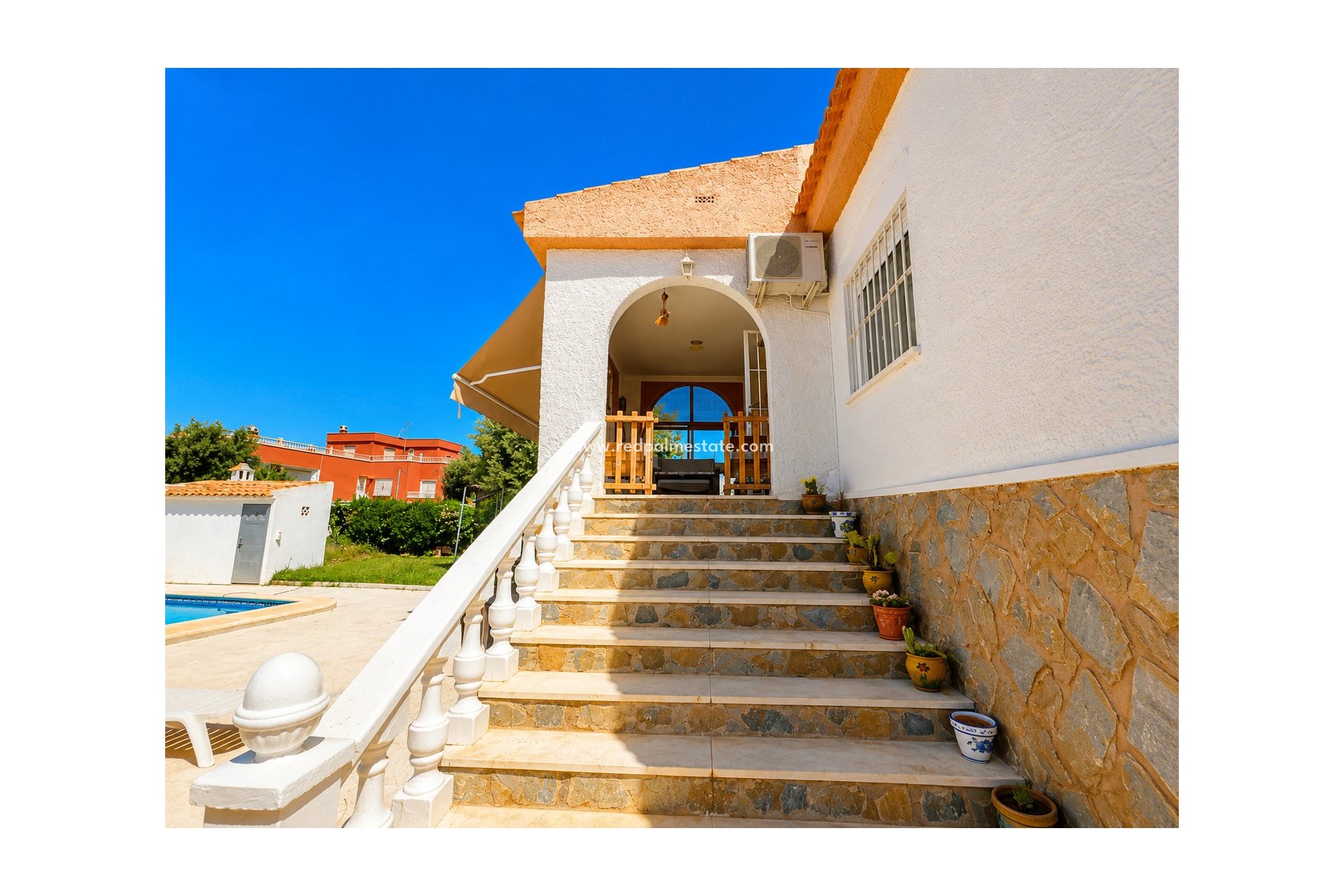 Återförsäljning - Villa -
Torrevieja - La Siesta - El Salado - Torreta
