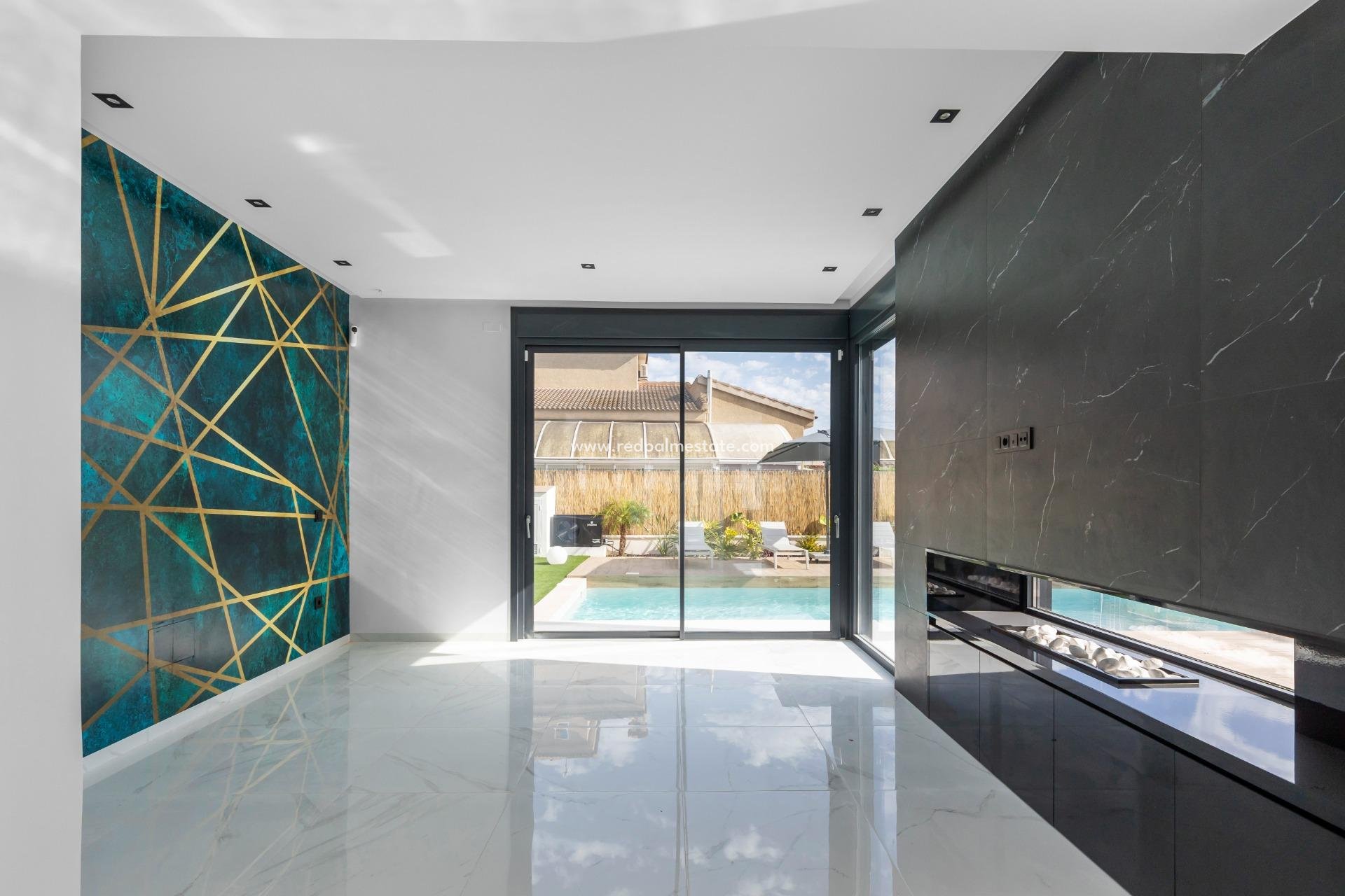 Återförsäljning - Villa -
Torrevieja - La Siesta - El Salado - Torreta