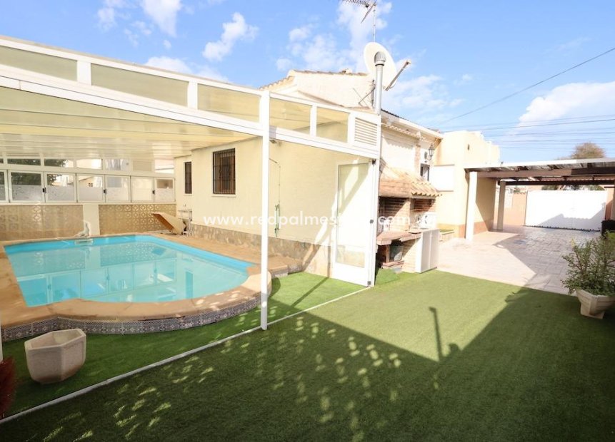 Återförsäljning - Villa -
Torrevieja - La Siesta - El Salado - Torreta