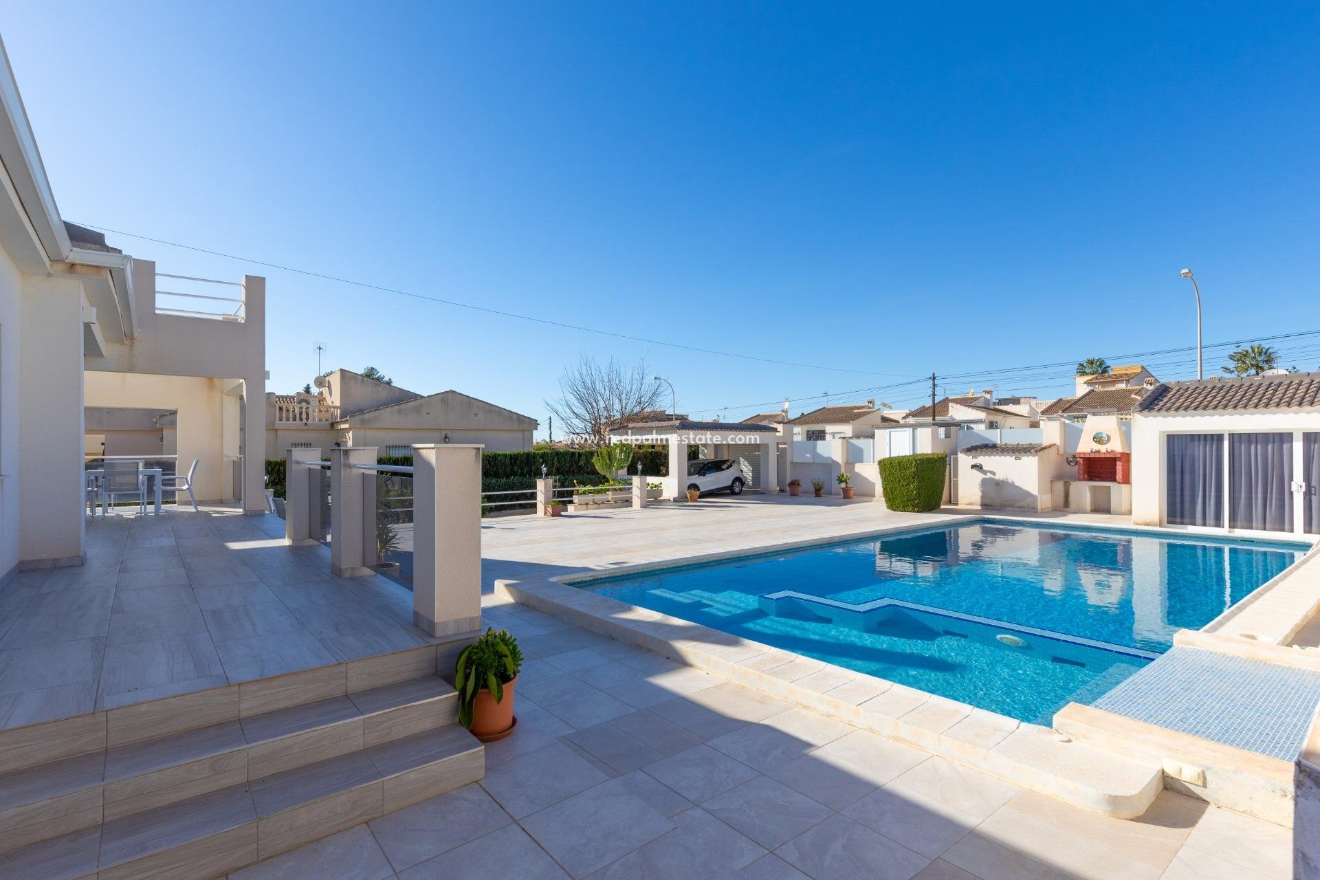 Återförsäljning - Villa -
Torrevieja - La Siesta - El Salado -  Torreta