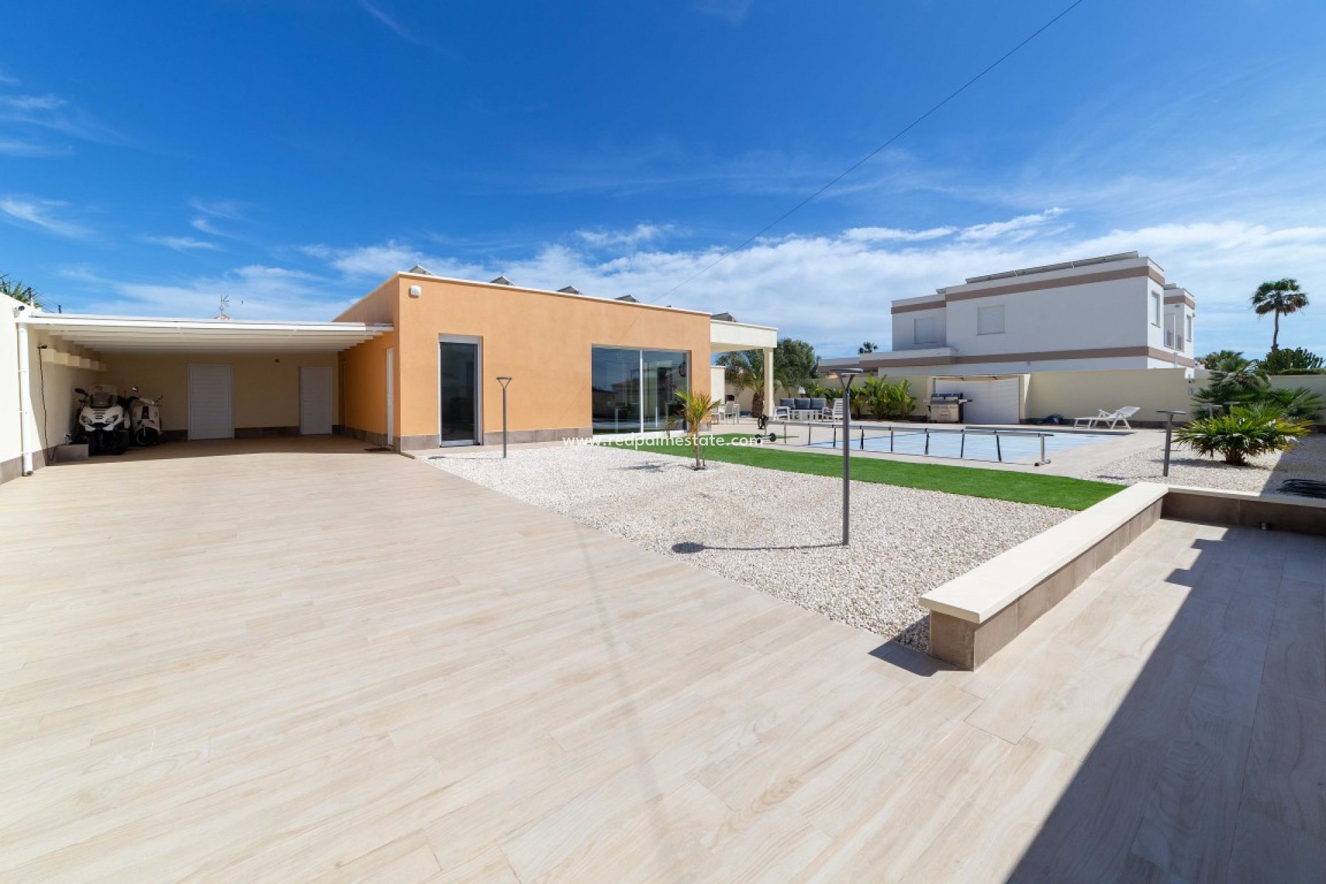 Återförsäljning - Villa -
Torrevieja - La Siesta - El Salado - Torreta