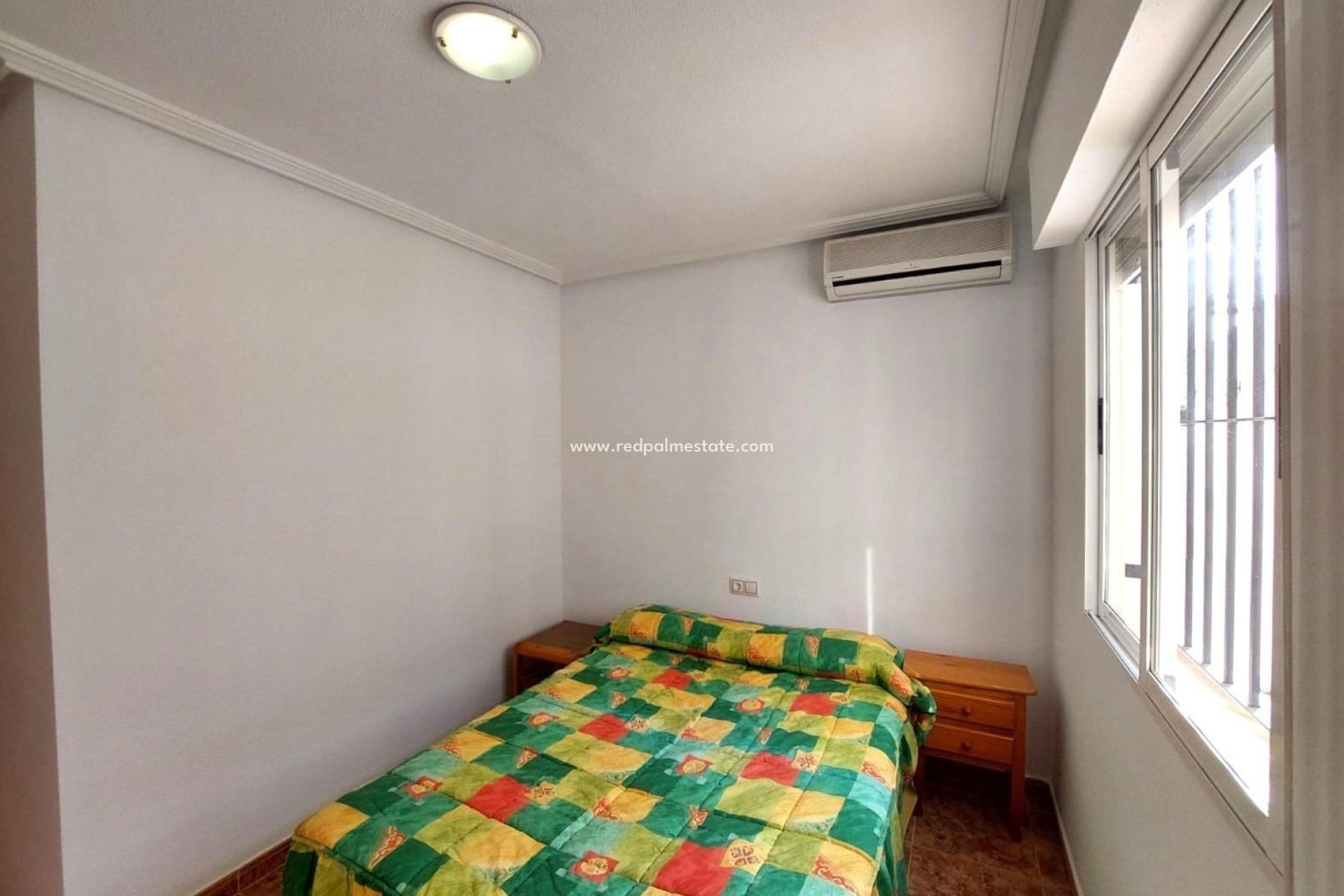 Återförsäljning - Villa -
Torrevieja - La Siesta - El Salado - Torreta