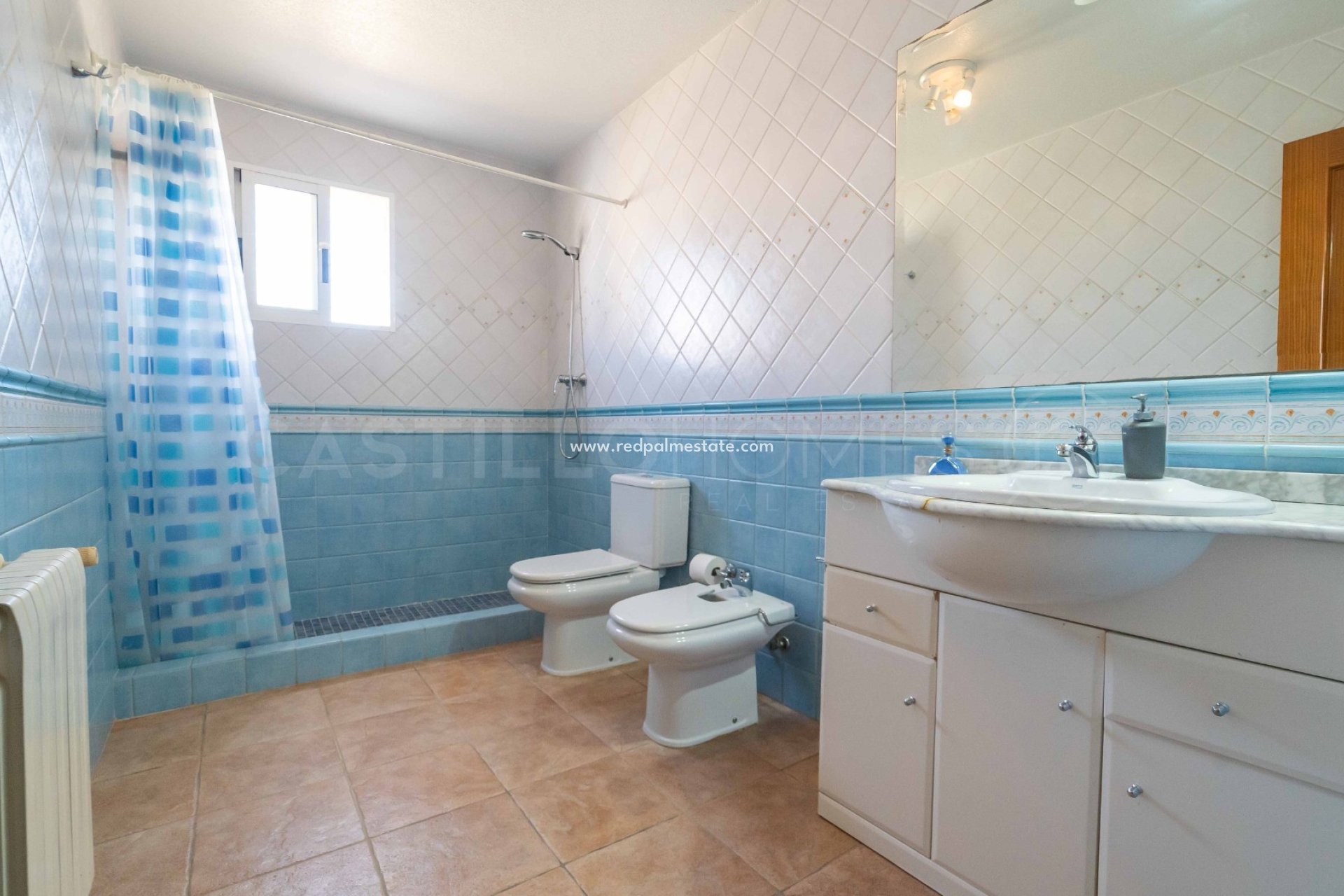 Återförsäljning - Villa -
Torrevieja - La Siesta - El Salado -  Torreta