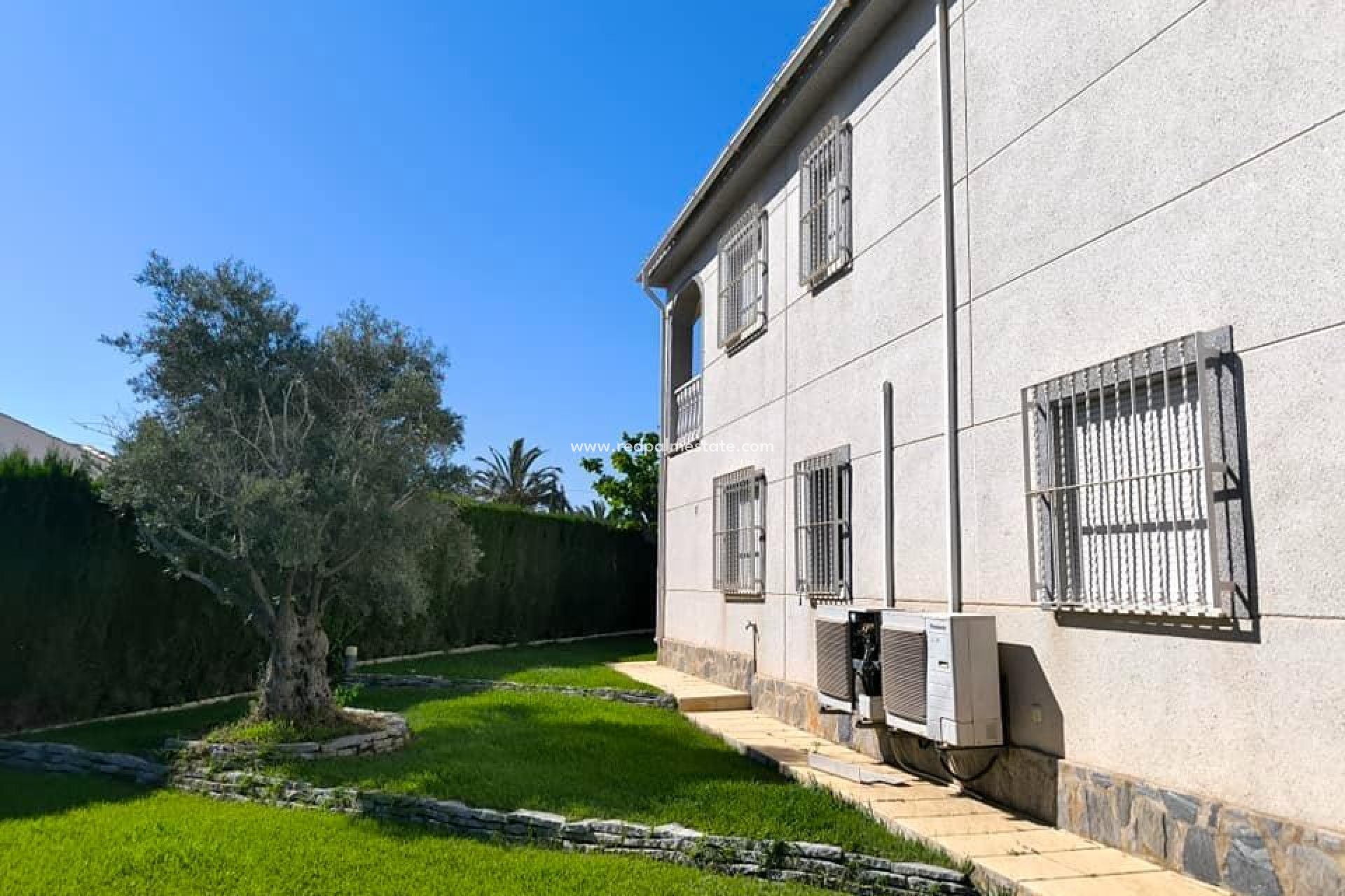 Återförsäljning - Villa -
Torrevieja - La Siesta - El Salado - Torreta