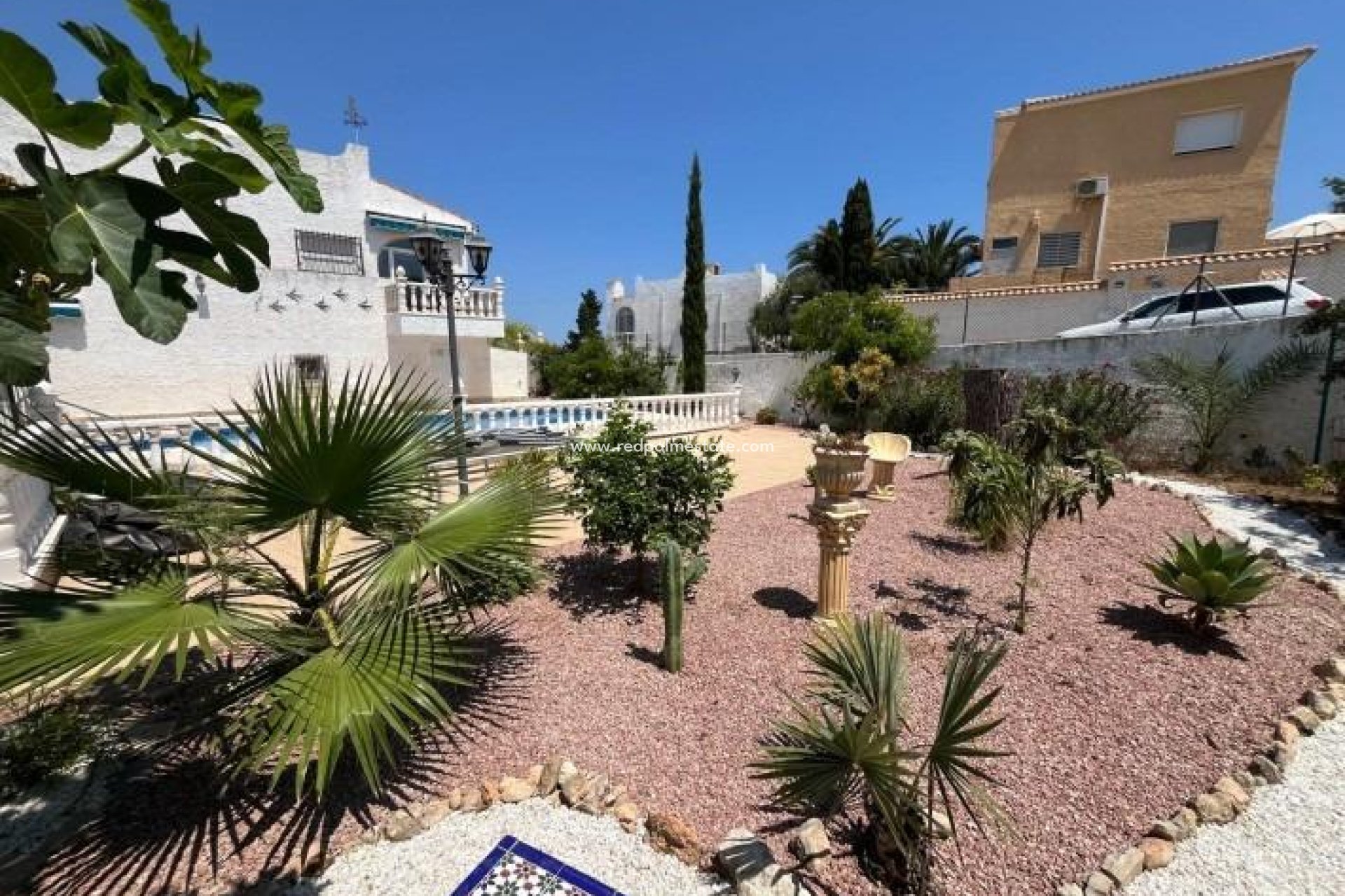 Återförsäljning - Villa -
Torrevieja - La Siesta - El Salado -  Torreta