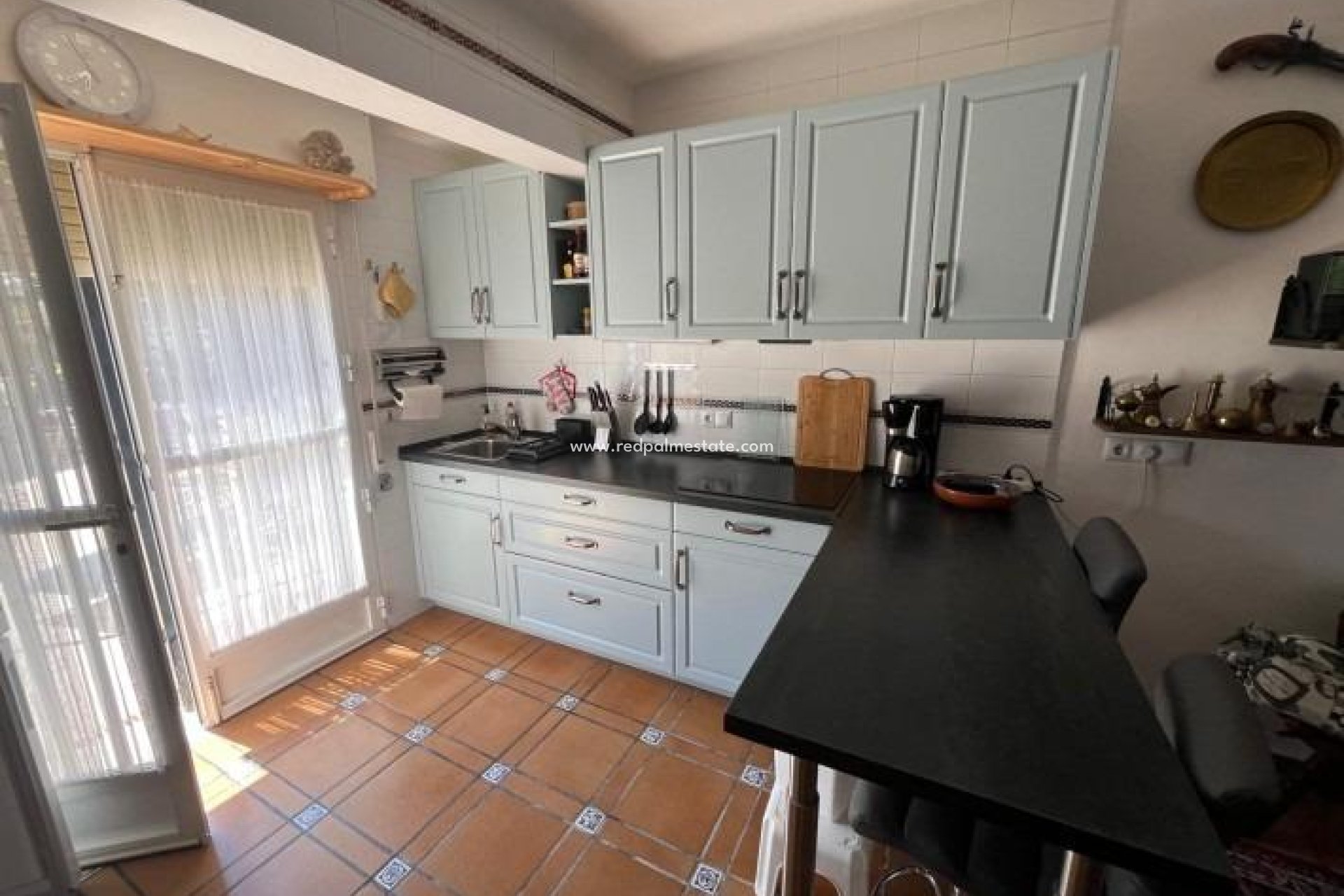 Återförsäljning - Villa -
Torrevieja - La Siesta - El Salado -  Torreta