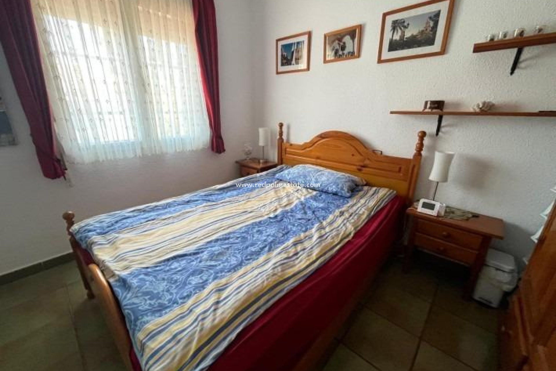 Återförsäljning - Villa -
Torrevieja - La Siesta - El Salado -  Torreta