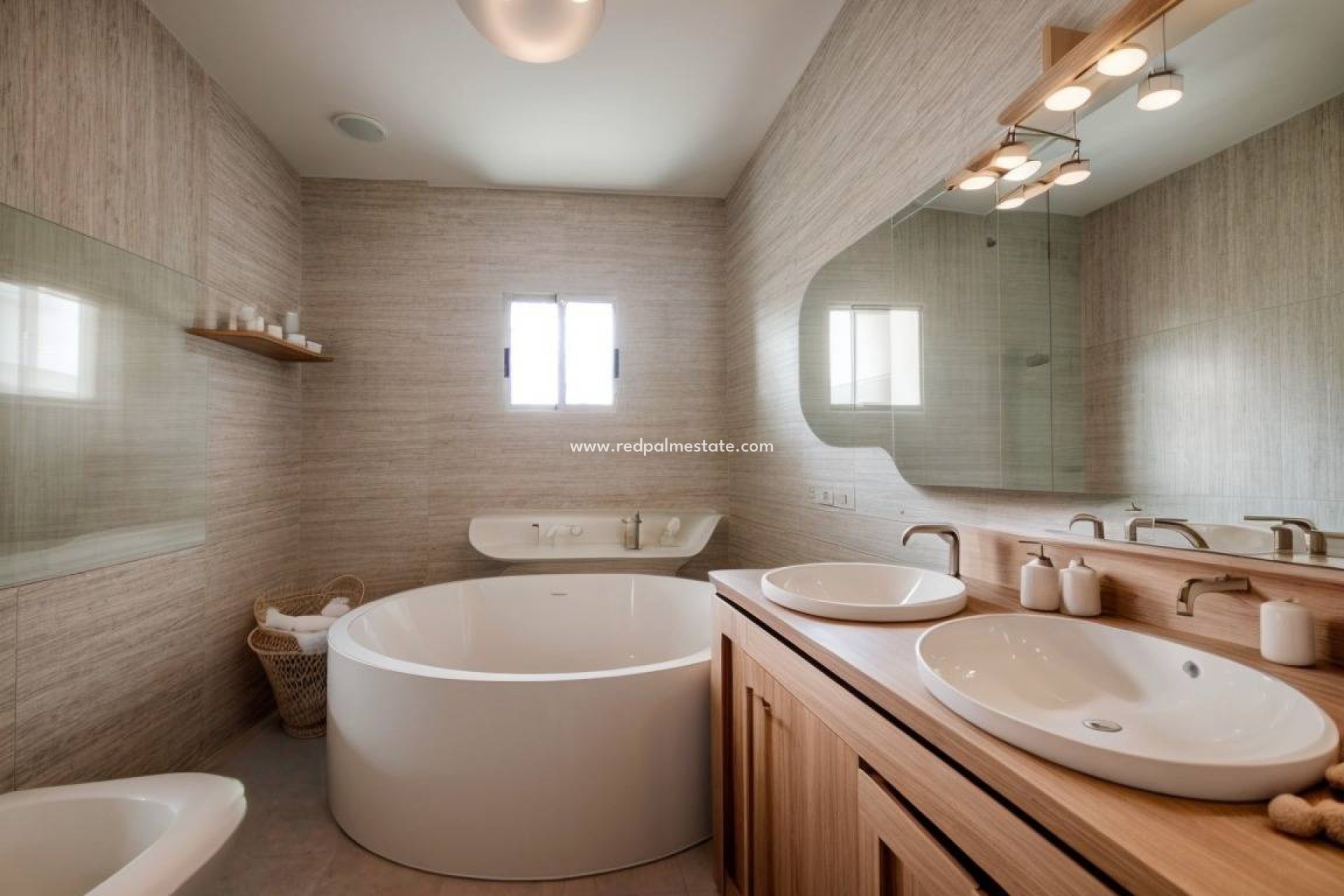 Återförsäljning - Villa -
Torrevieja - La Siesta - El Salado -  Torreta