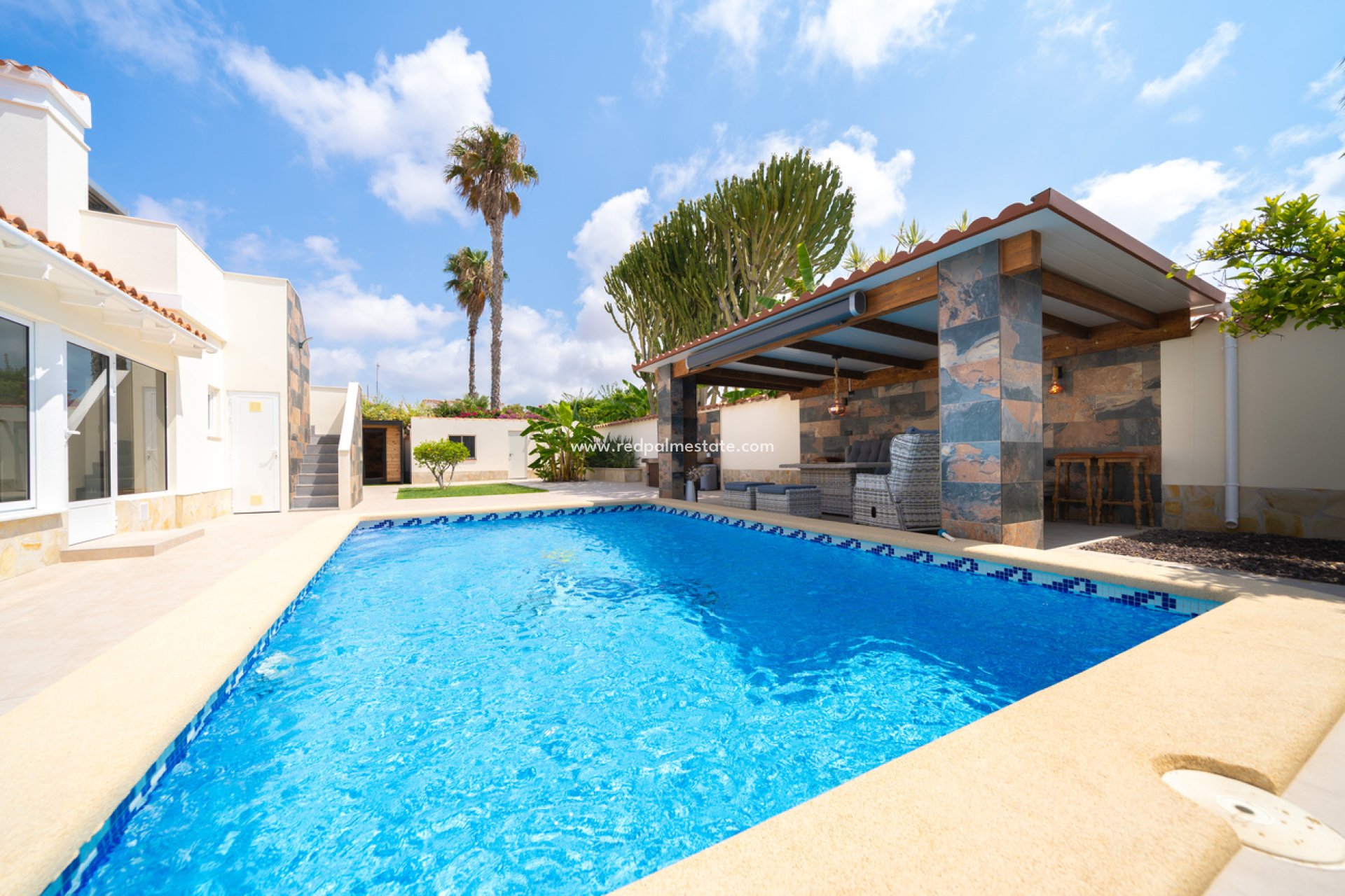 Återförsäljning - Villa -
Torrevieja - La Siesta - El Salado - Torreta