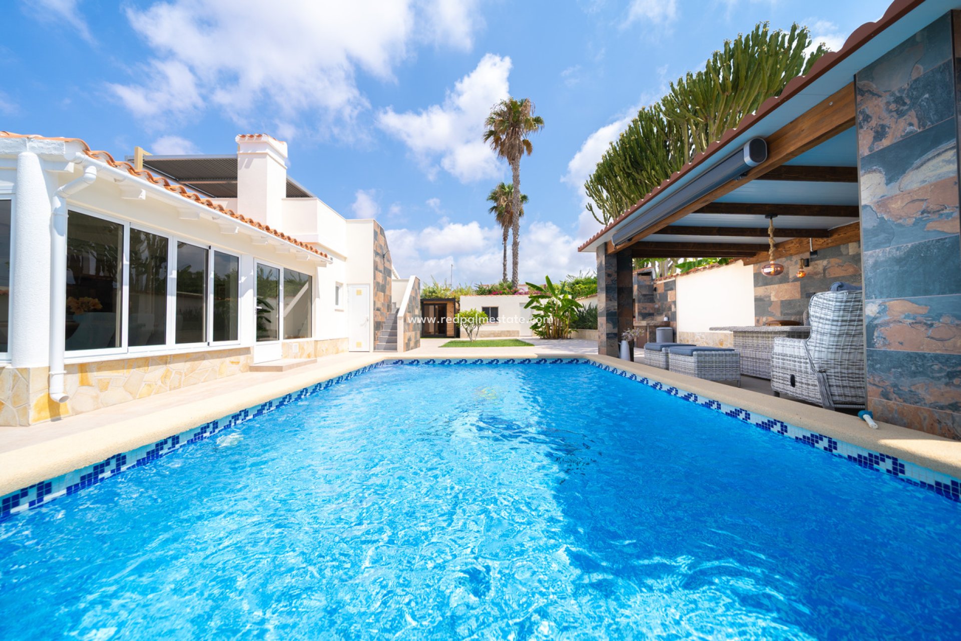 Återförsäljning - Villa -
Torrevieja - La Siesta - El Salado - Torreta