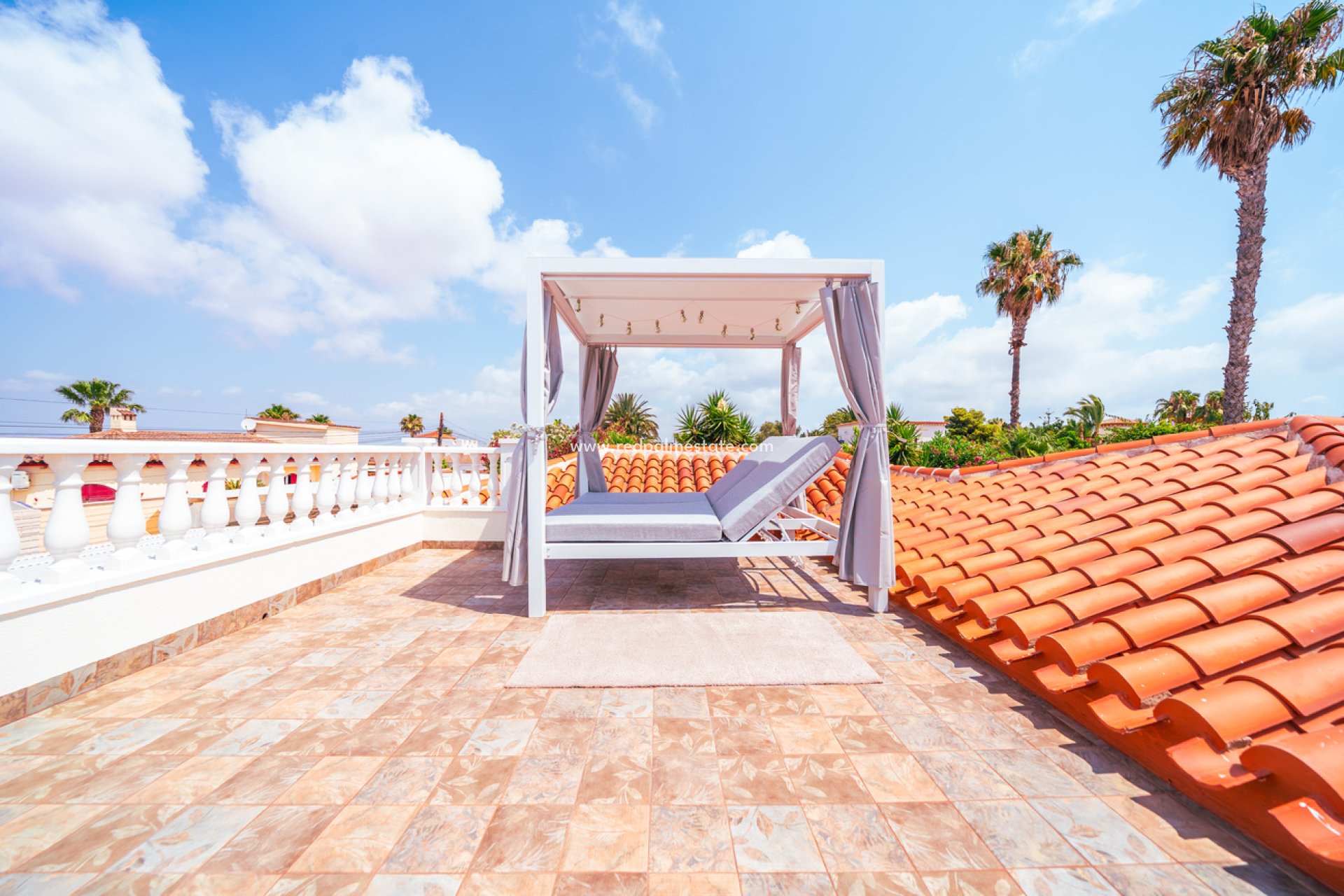 Återförsäljning - Villa -
Torrevieja - La Siesta - El Salado - Torreta