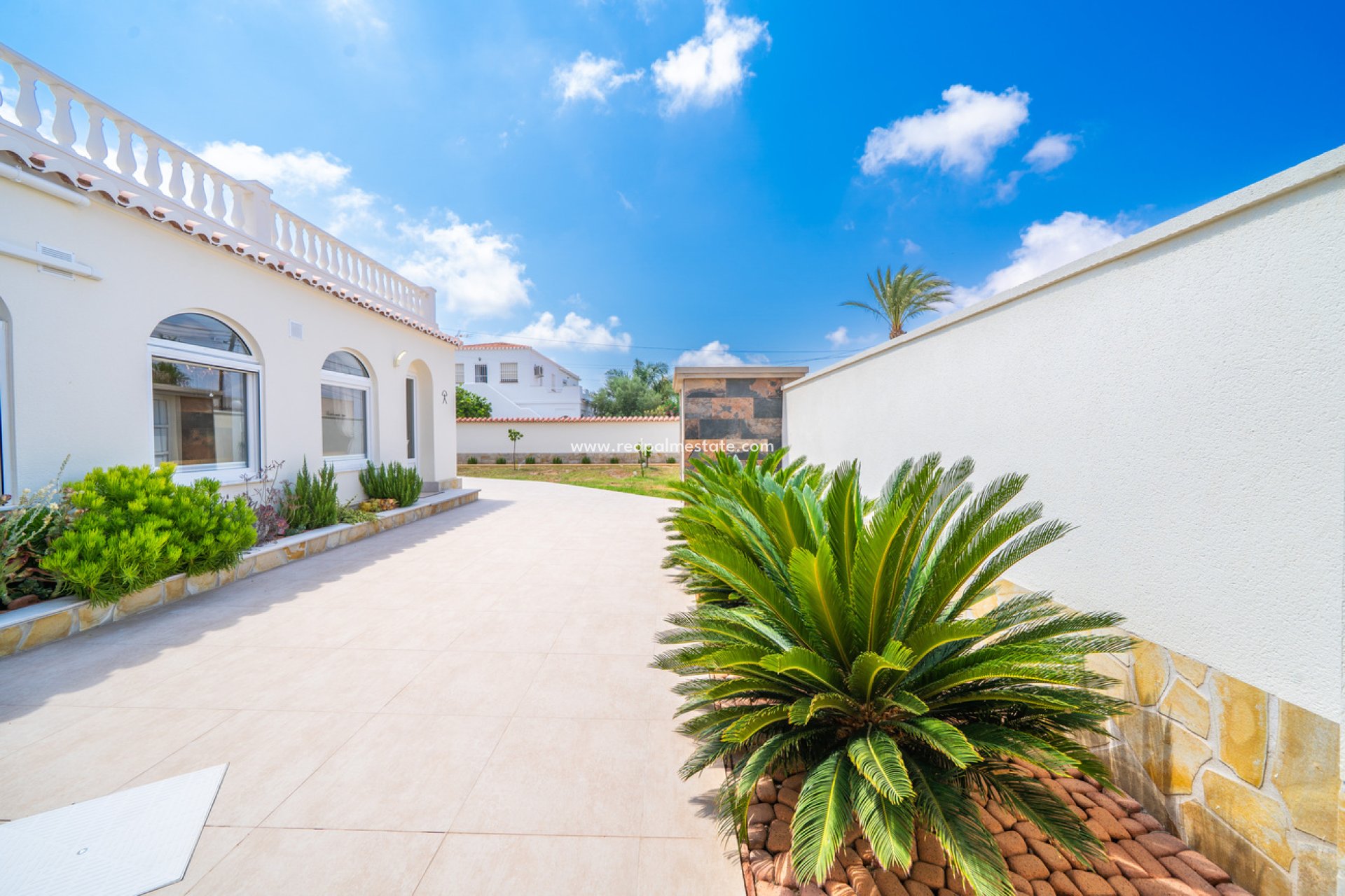 Återförsäljning - Villa -
Torrevieja - La Siesta - El Salado - Torreta