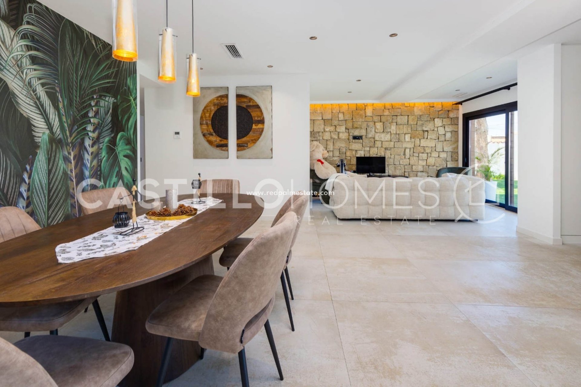 Återförsäljning - Villa -
Torrevieja - La Siesta - El Salado -  Torreta