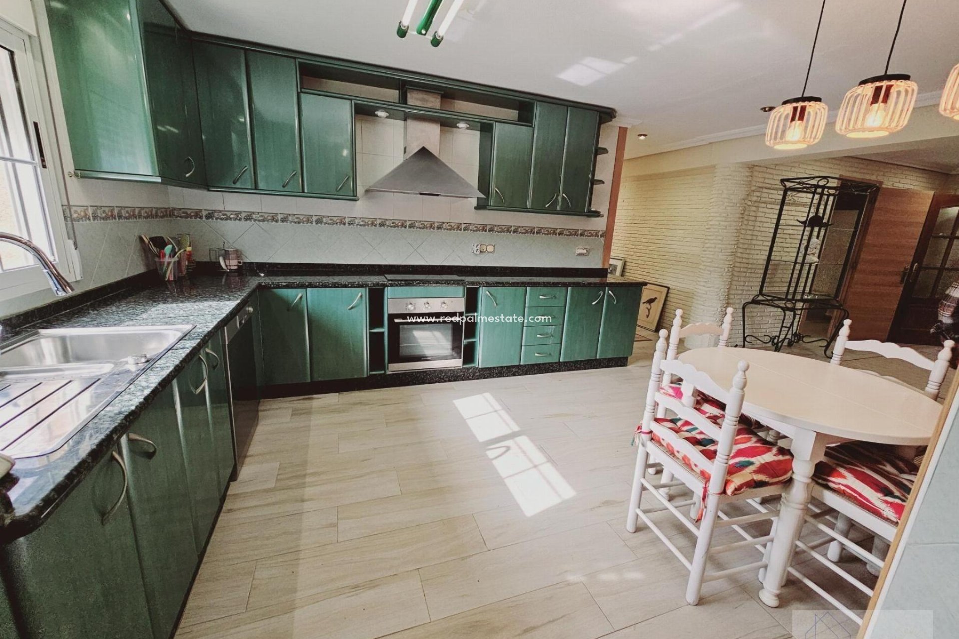 Återförsäljning - Villa -
Torrevieja - La Siesta - El Salado -  Torreta