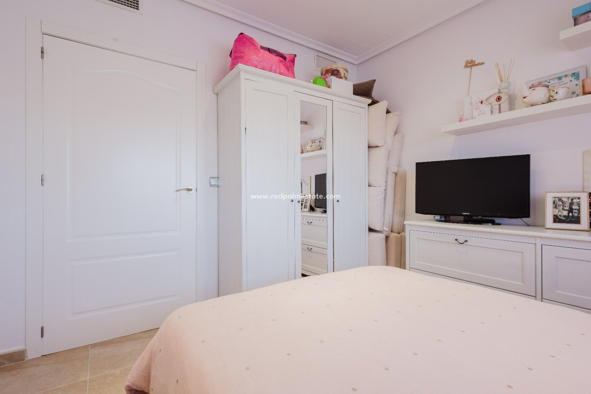 Återförsäljning - Villa -
Torrevieja - La Siesta - El Salado - Torreta