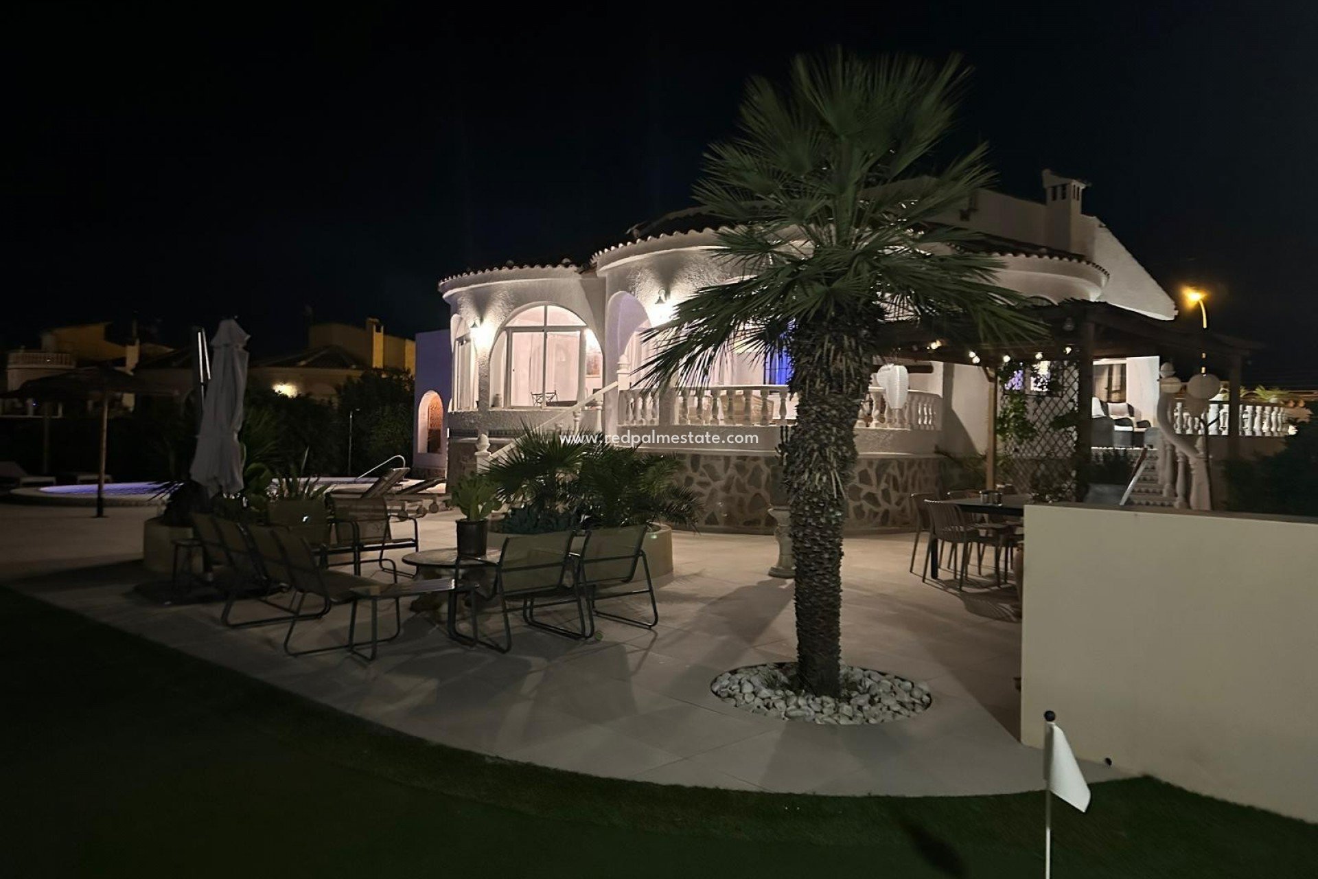 Återförsäljning - Villa -
Torrevieja - La Siesta - El Salado -  Torreta