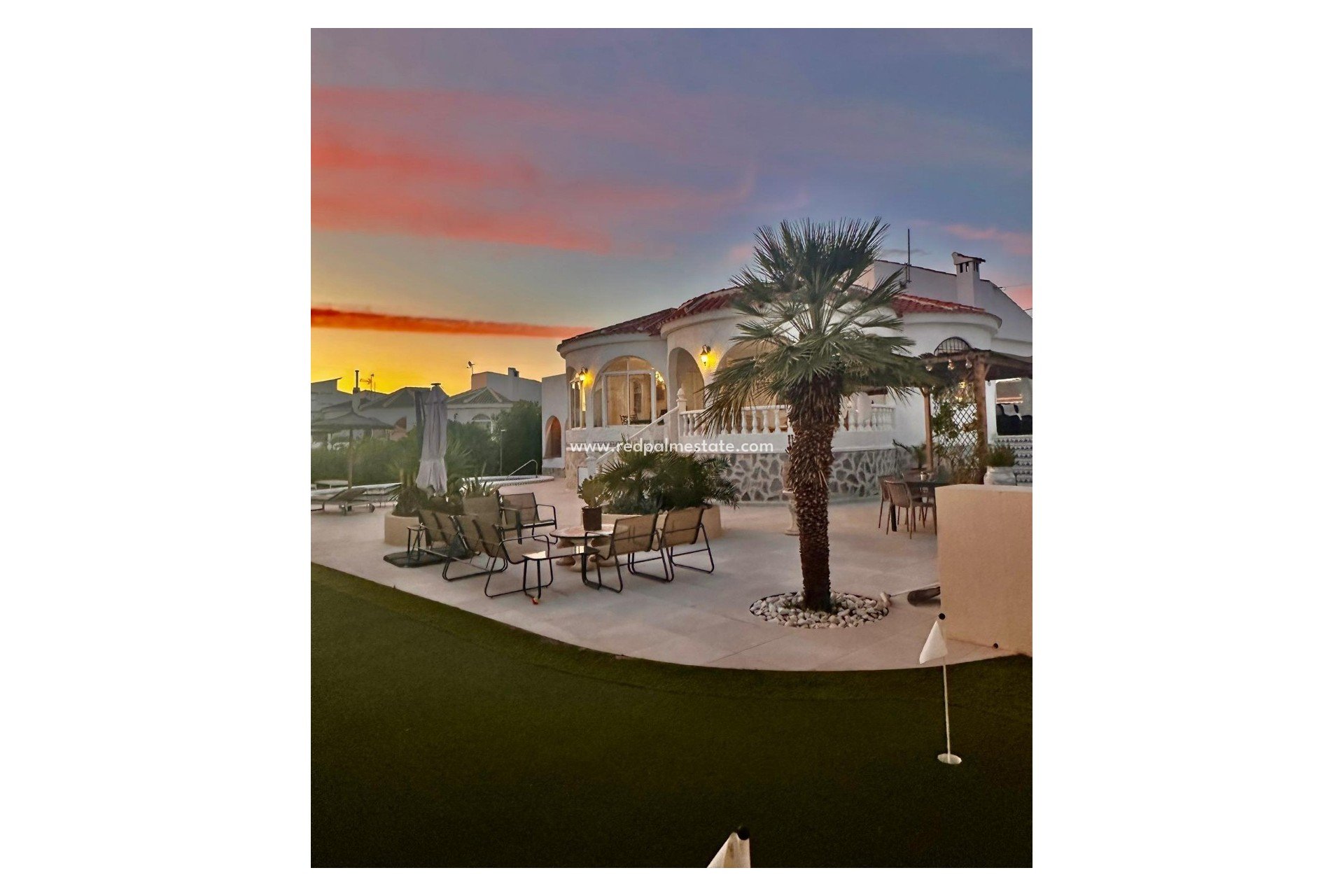 Återförsäljning - Villa -
Torrevieja - La Siesta - El Salado -  Torreta