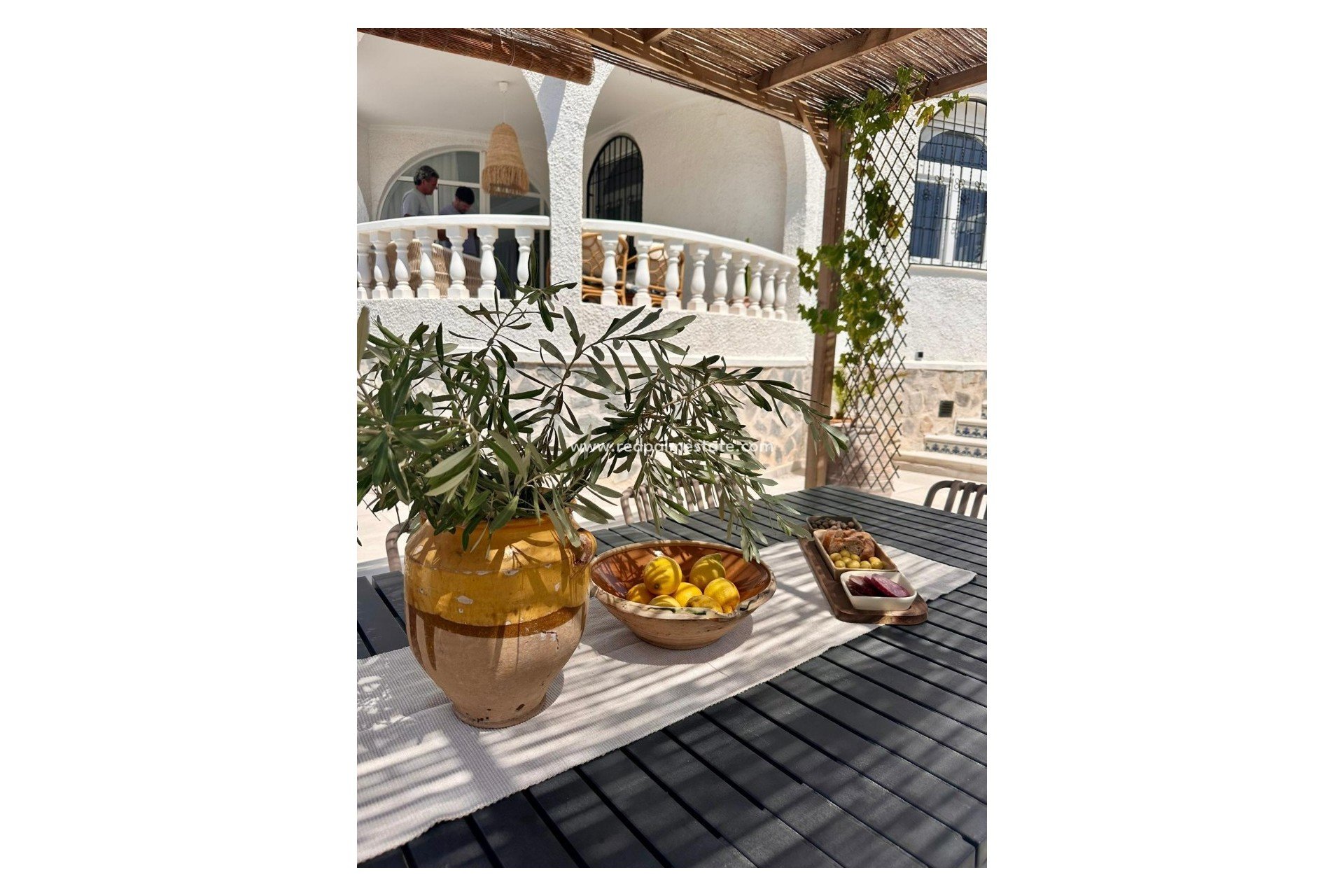 Återförsäljning - Villa -
Torrevieja - La Siesta - El Salado -  Torreta