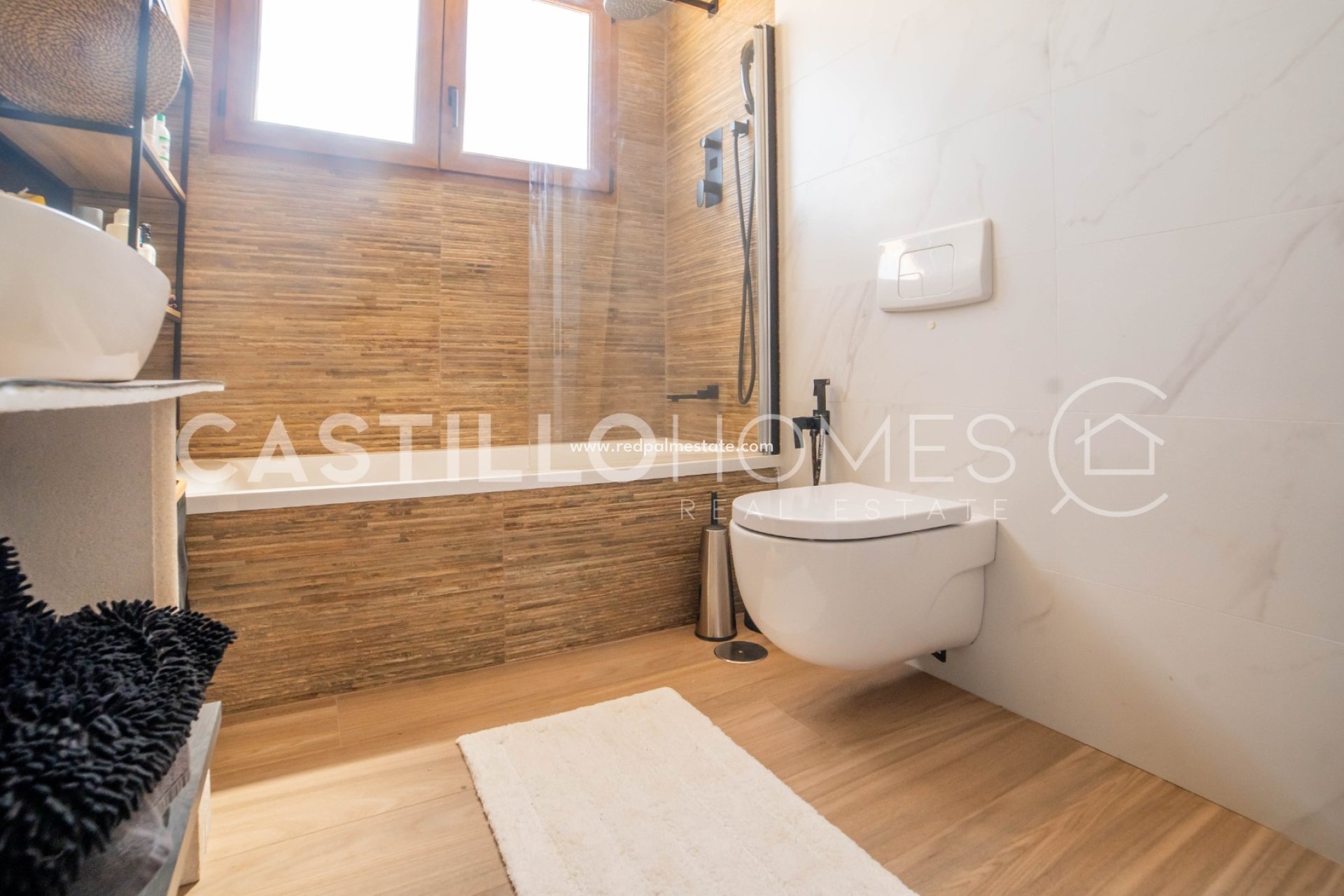 Återförsäljning - Villa -
Torrevieja - La Siesta - El Salado -  Torreta