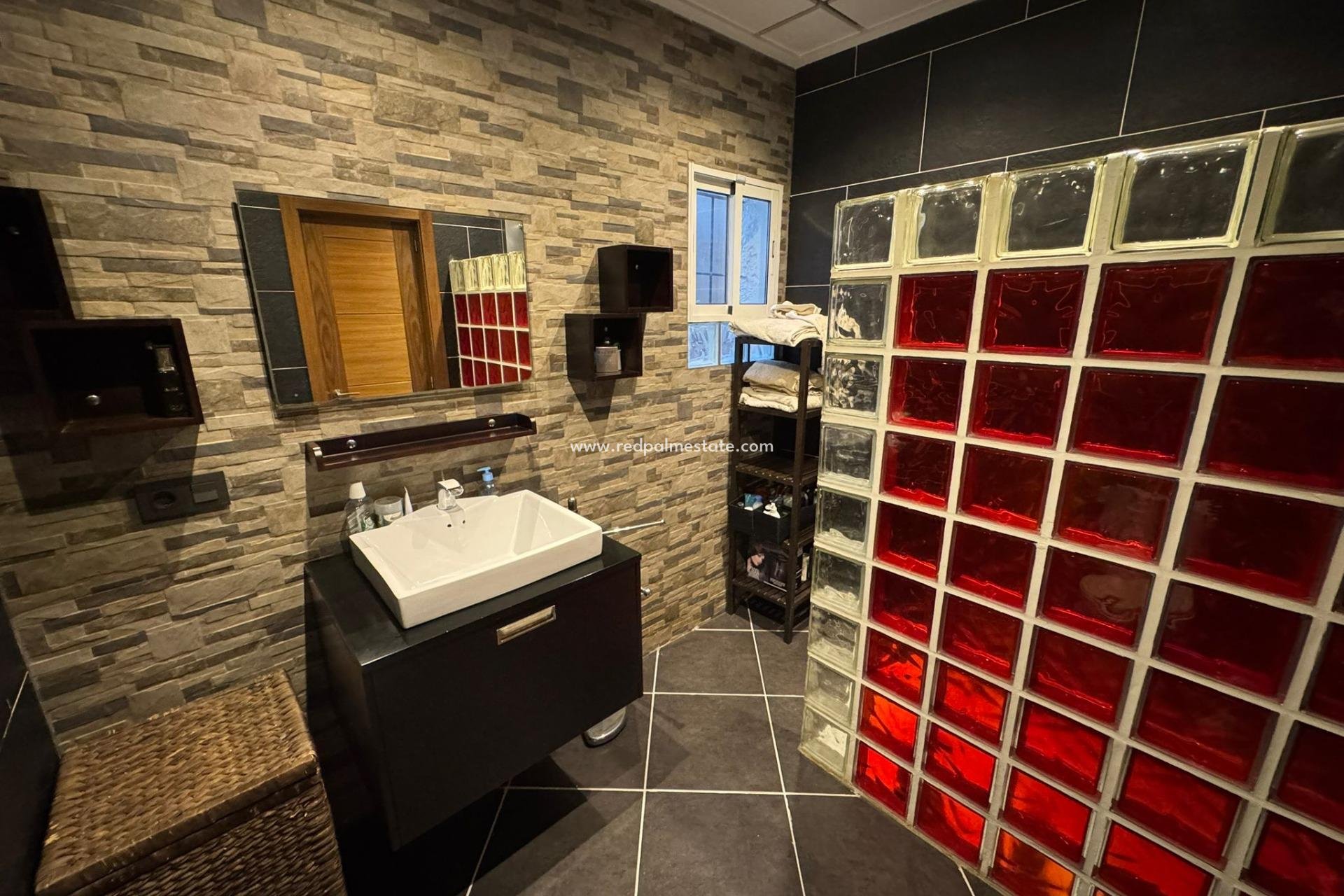 Återförsäljning - Villa -
Torrevieja - La Siesta - El Salado -  Torreta