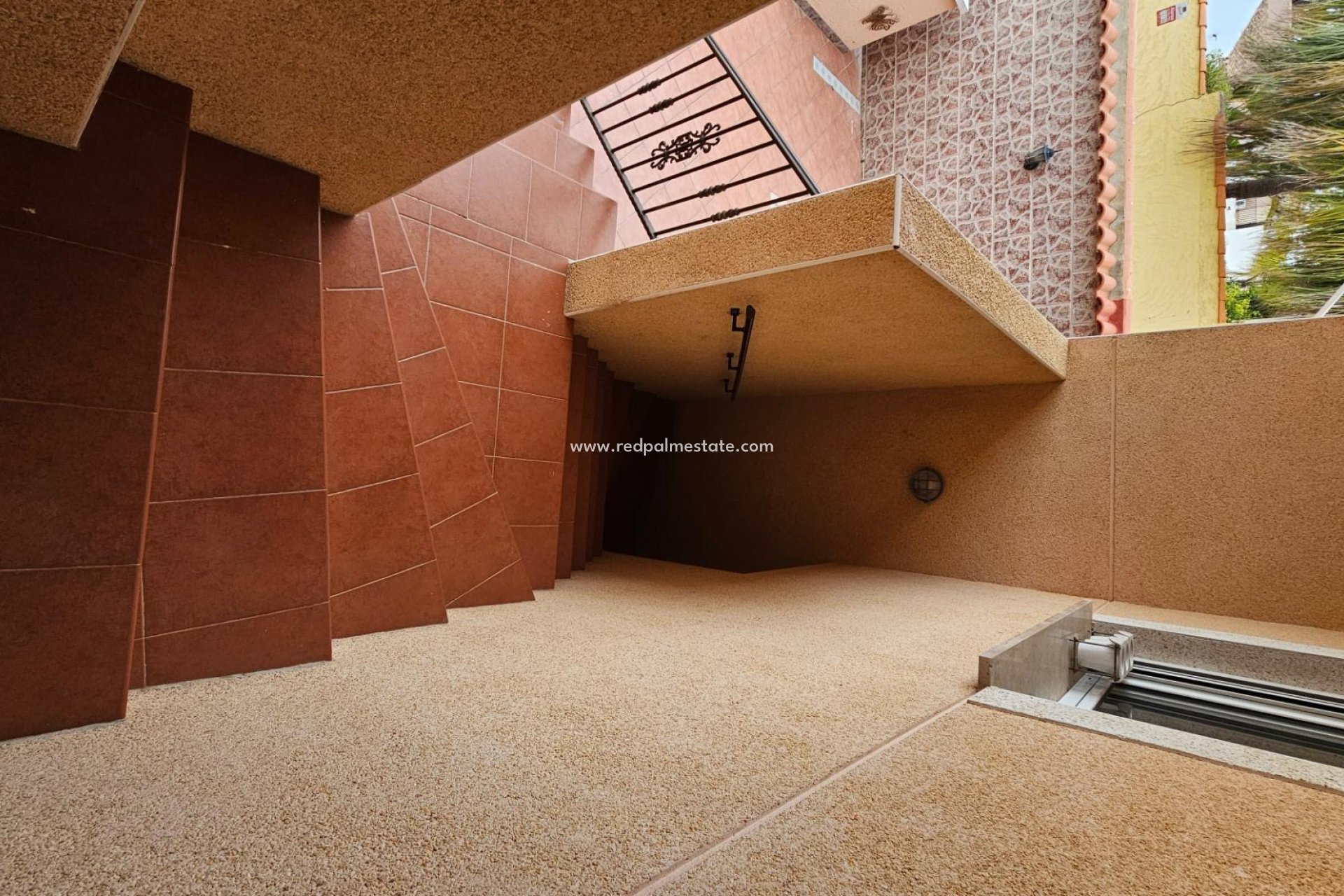 Återförsäljning - Villa -
Torrevieja - La Siesta - El Salado -  Torreta