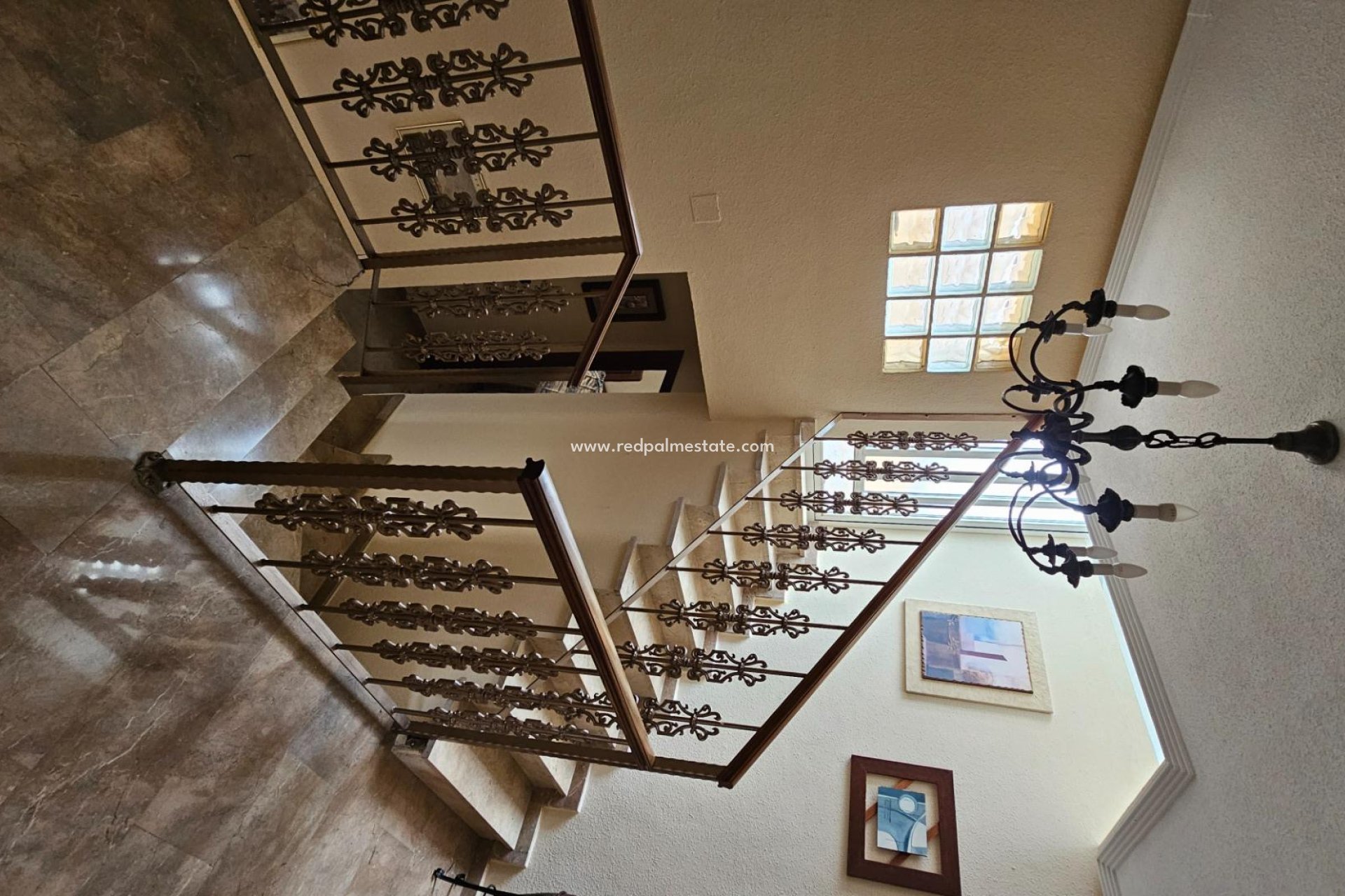 Återförsäljning - Villa -
Torrevieja - La Siesta - El Salado -  Torreta