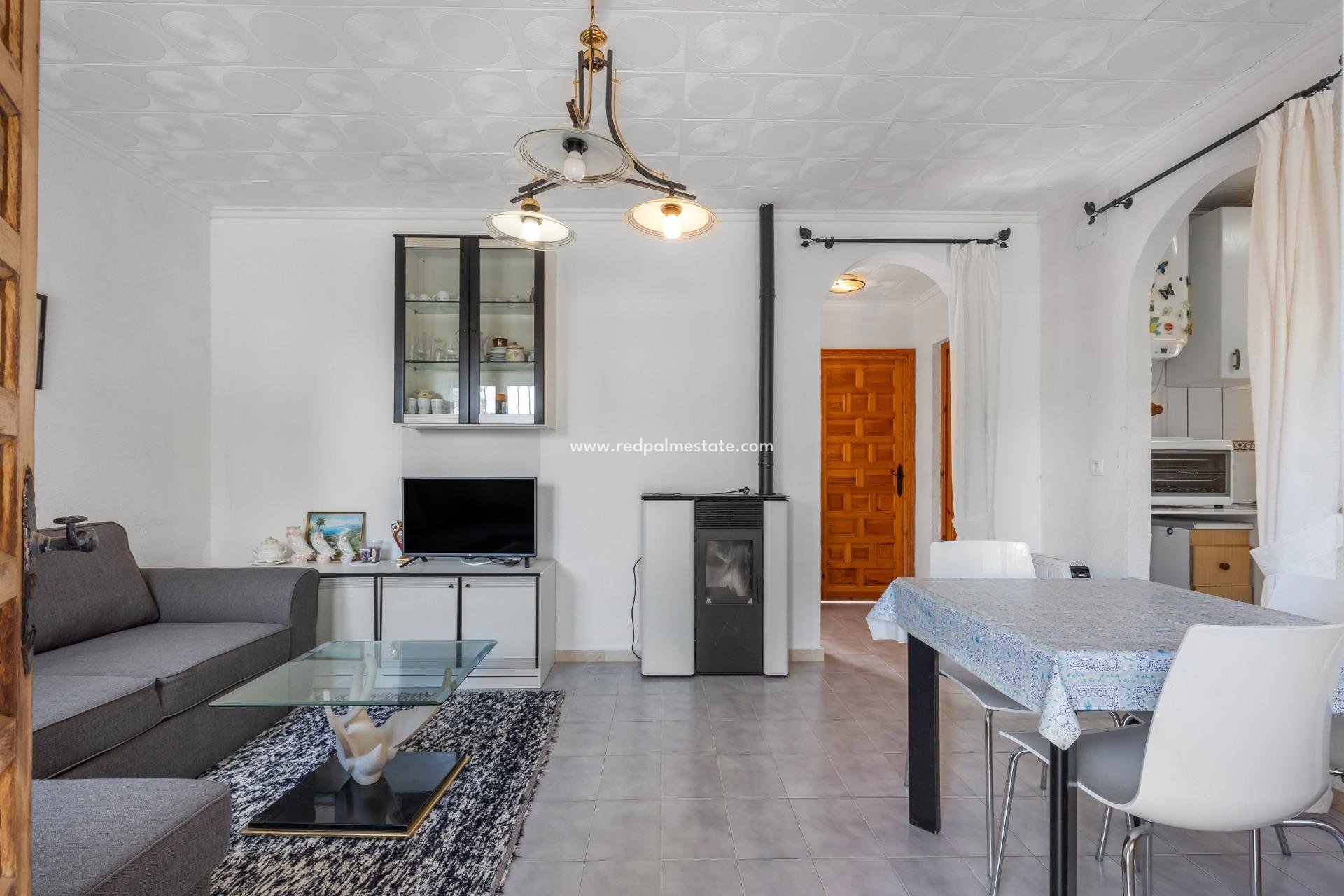 Återförsäljning - Villa -
Torrevieja - La Siesta - El Salado -  Torreta