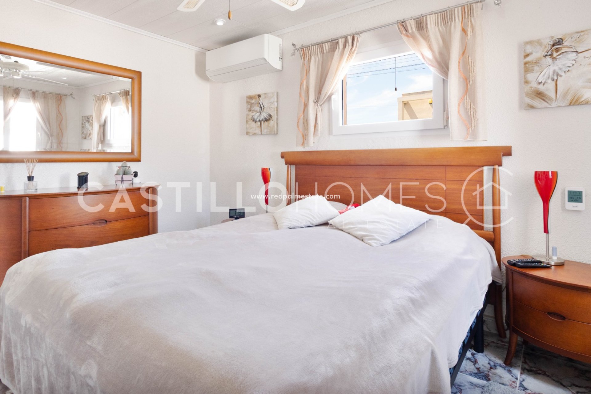 Återförsäljning - Villa -
Torrevieja - La Siesta - El Salado - Torreta