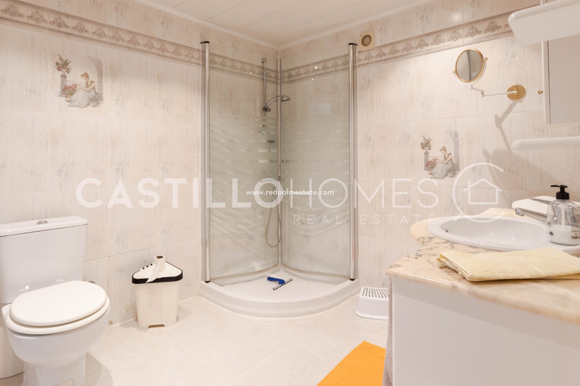 Återförsäljning - Villa -
Torrevieja - La Siesta - El Salado - Torreta