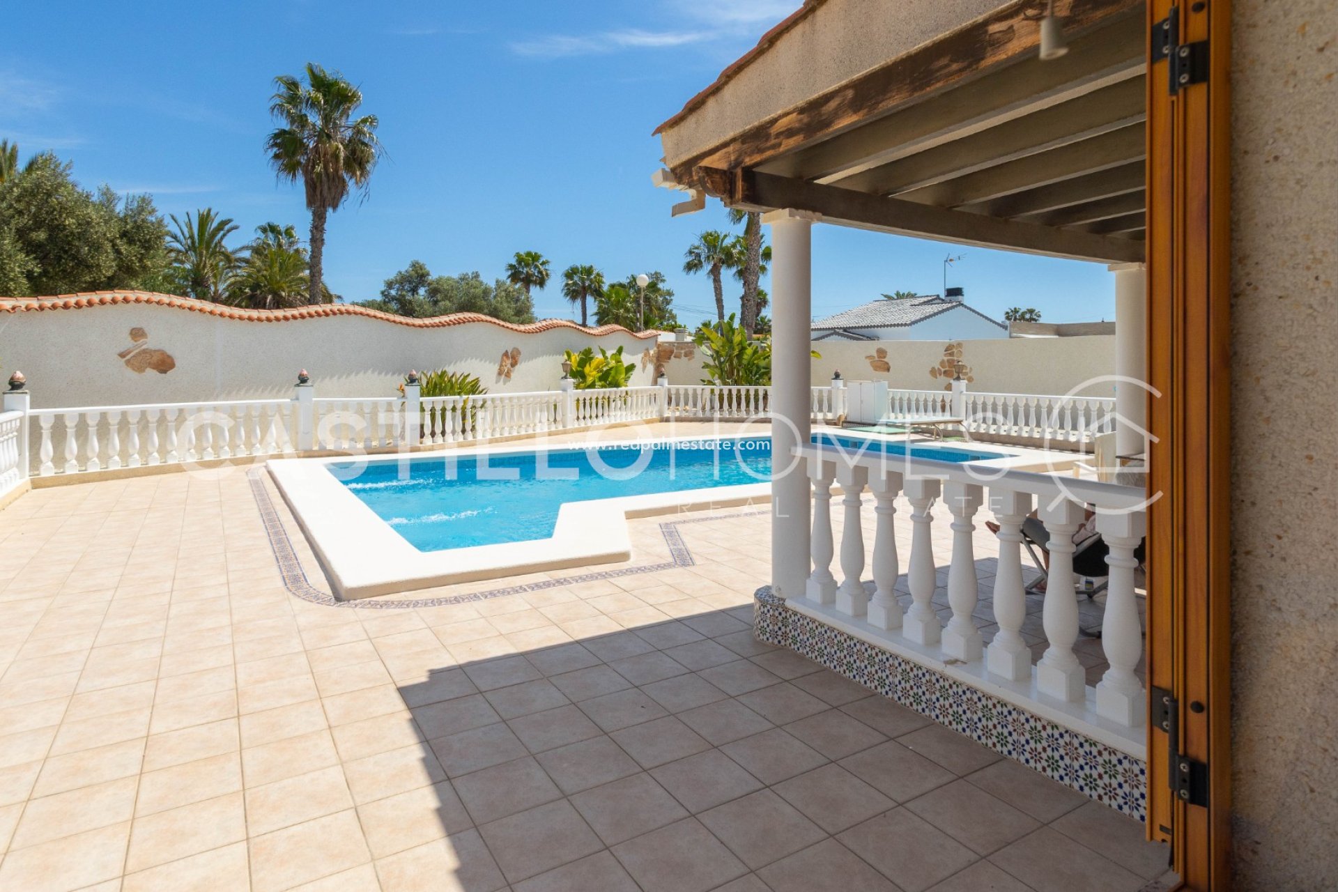 Återförsäljning - Villa -
Torrevieja - La Siesta - El Salado - Torreta