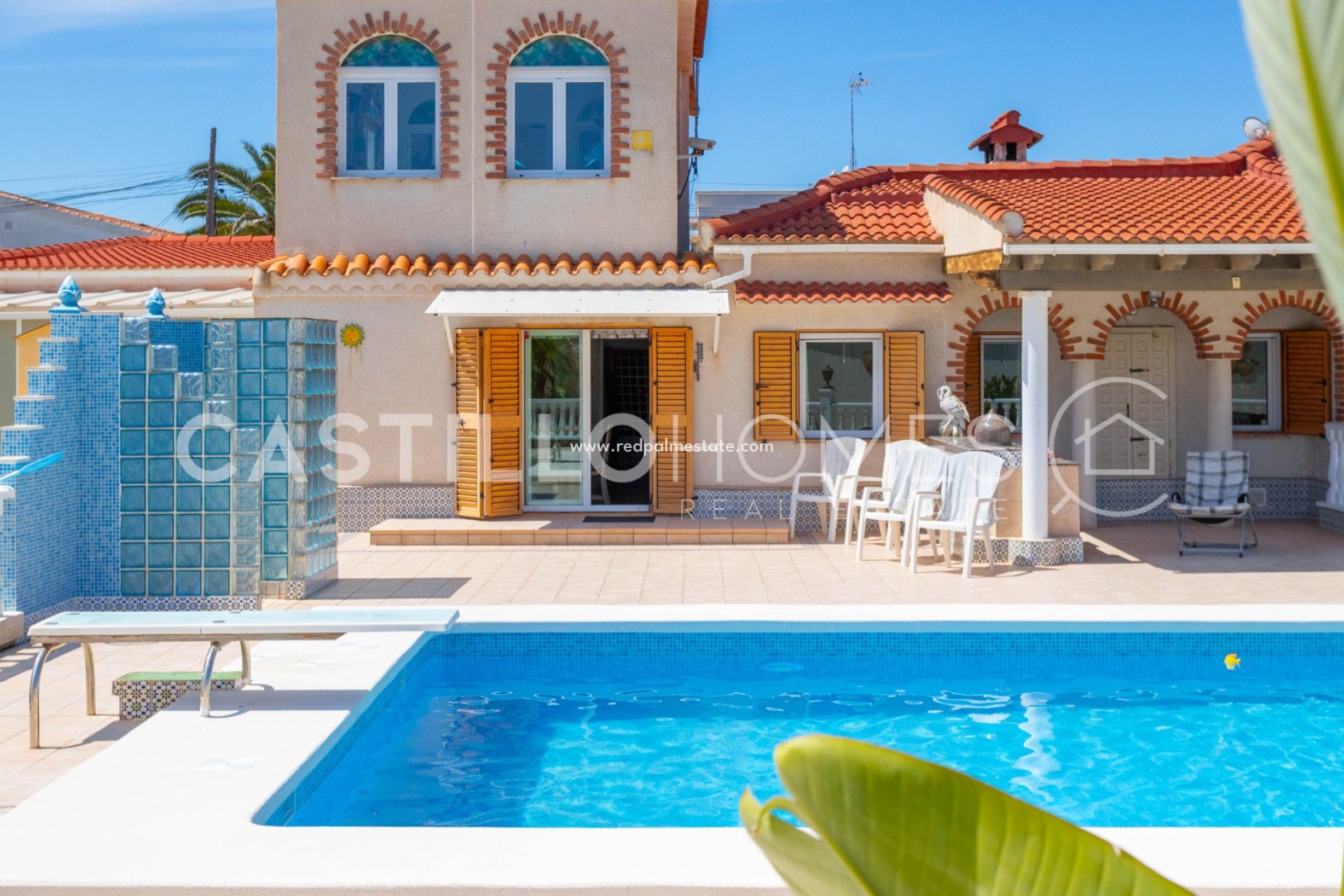 Återförsäljning - Villa -
Torrevieja - La Siesta - El Salado - Torreta