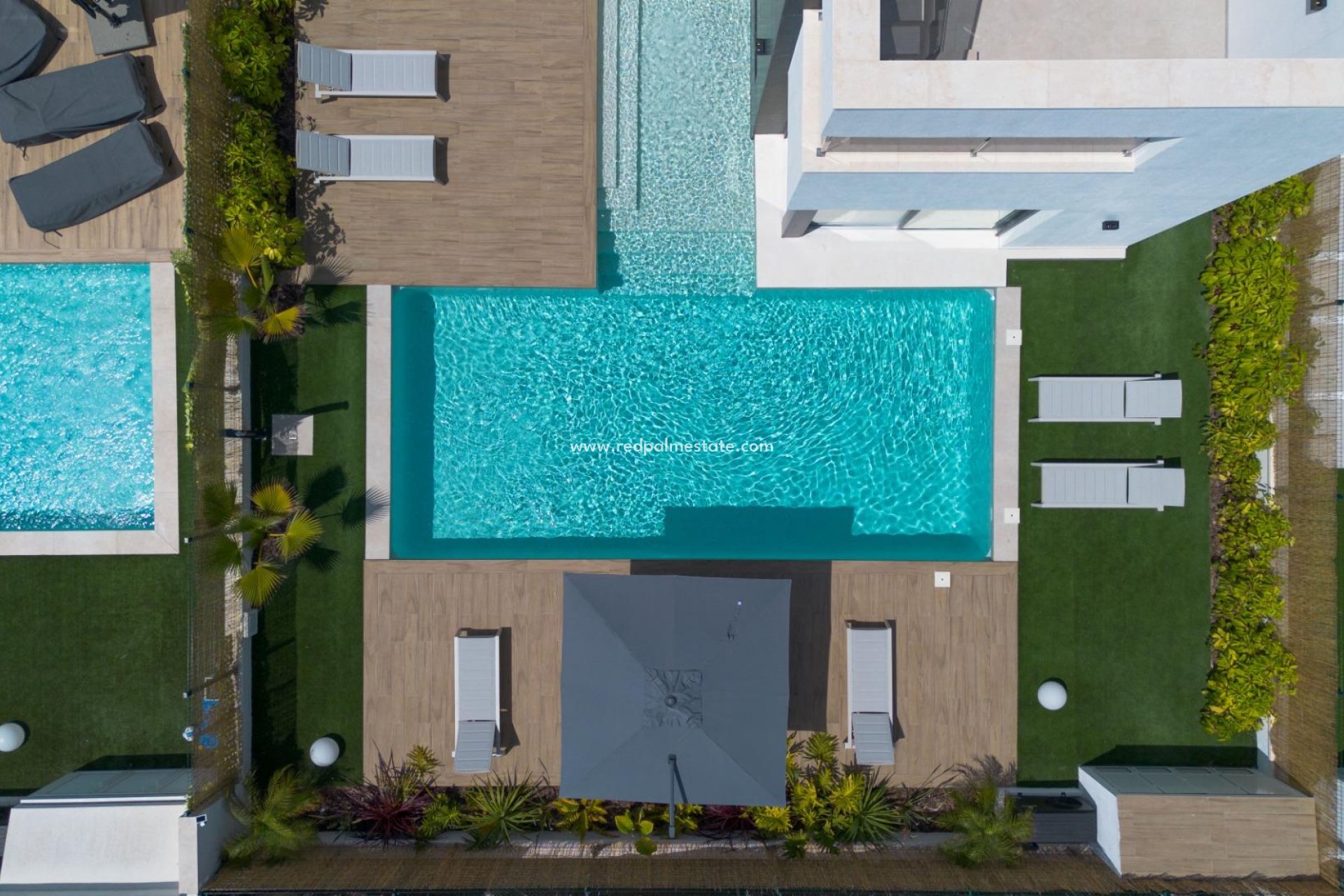 Återförsäljning - Villa -
Torrevieja - La Siesta - El Salado - Torreta