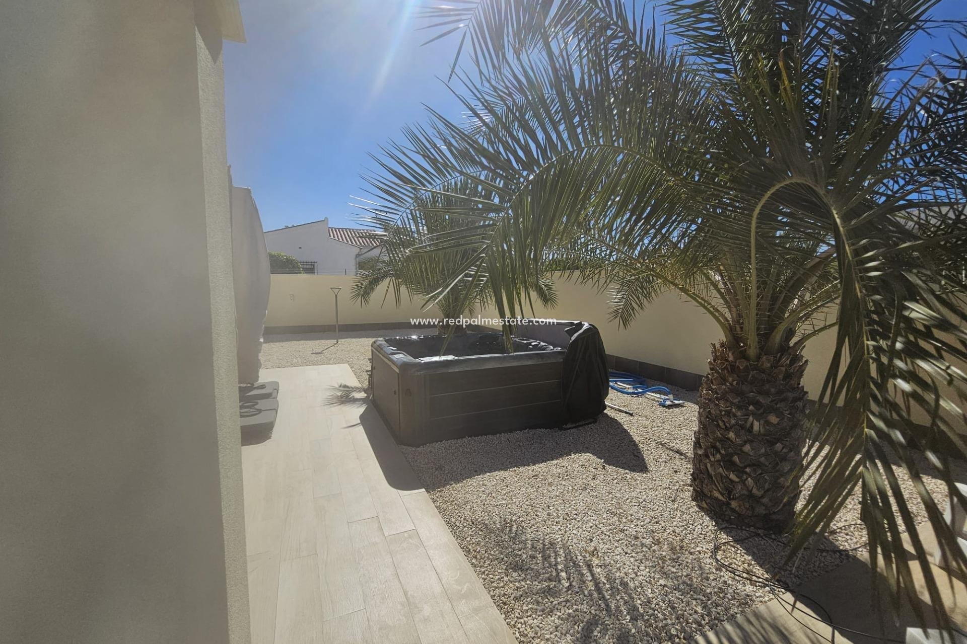 Återförsäljning - Villa -
Torrevieja - La Siesta - El Salado - Torreta