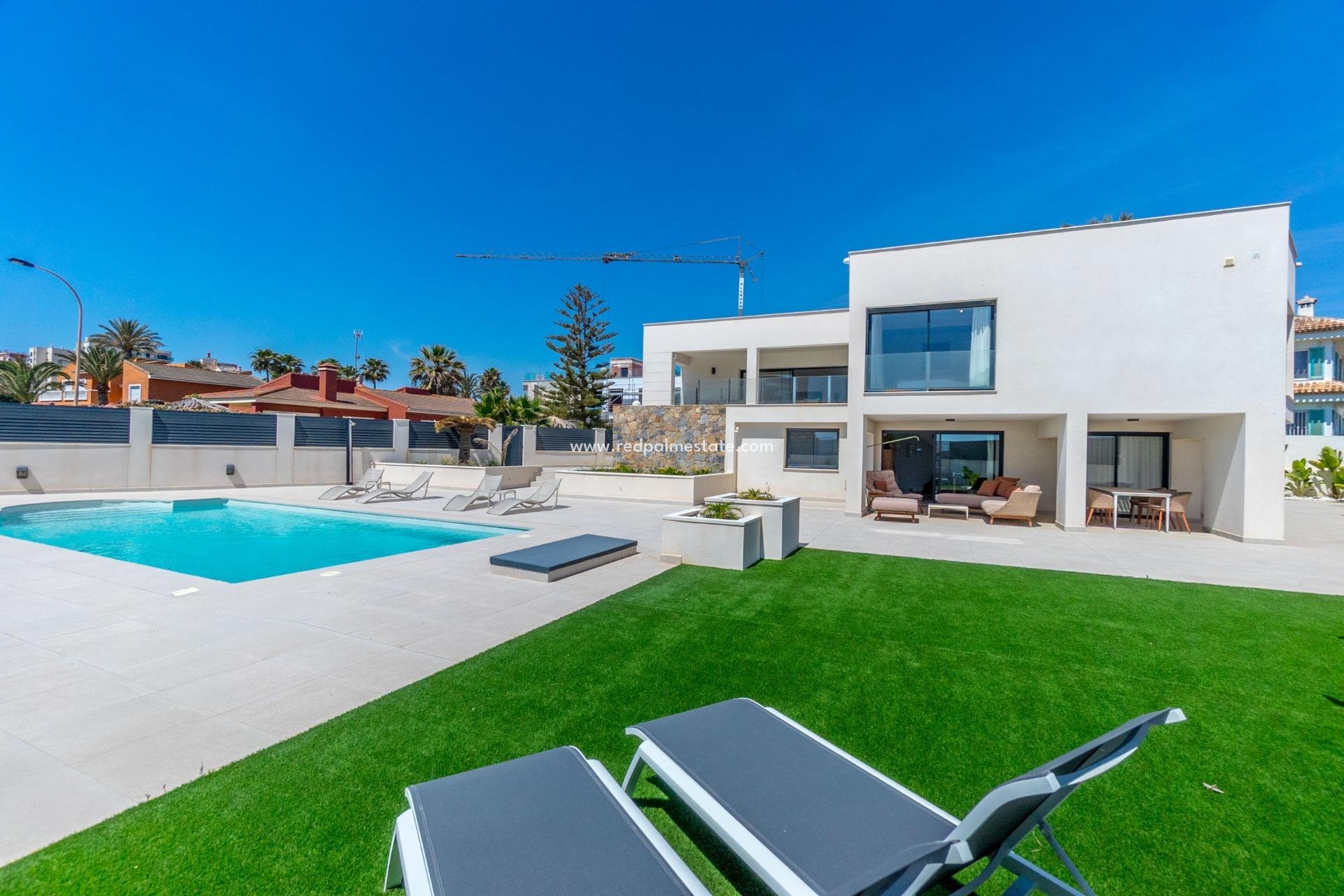 Återförsäljning - Villa -
Torrevieja - La Veleta