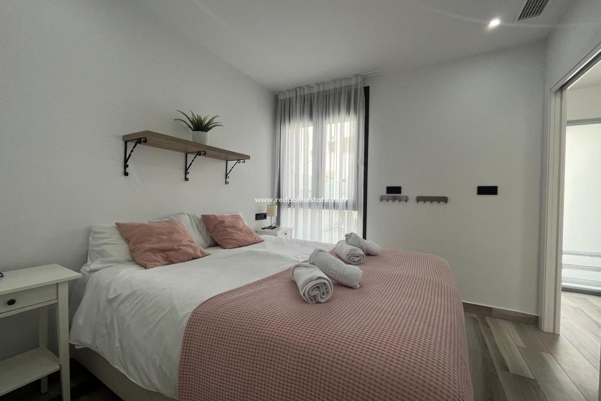 Återförsäljning - Villa -
Torrevieja - Los Altos